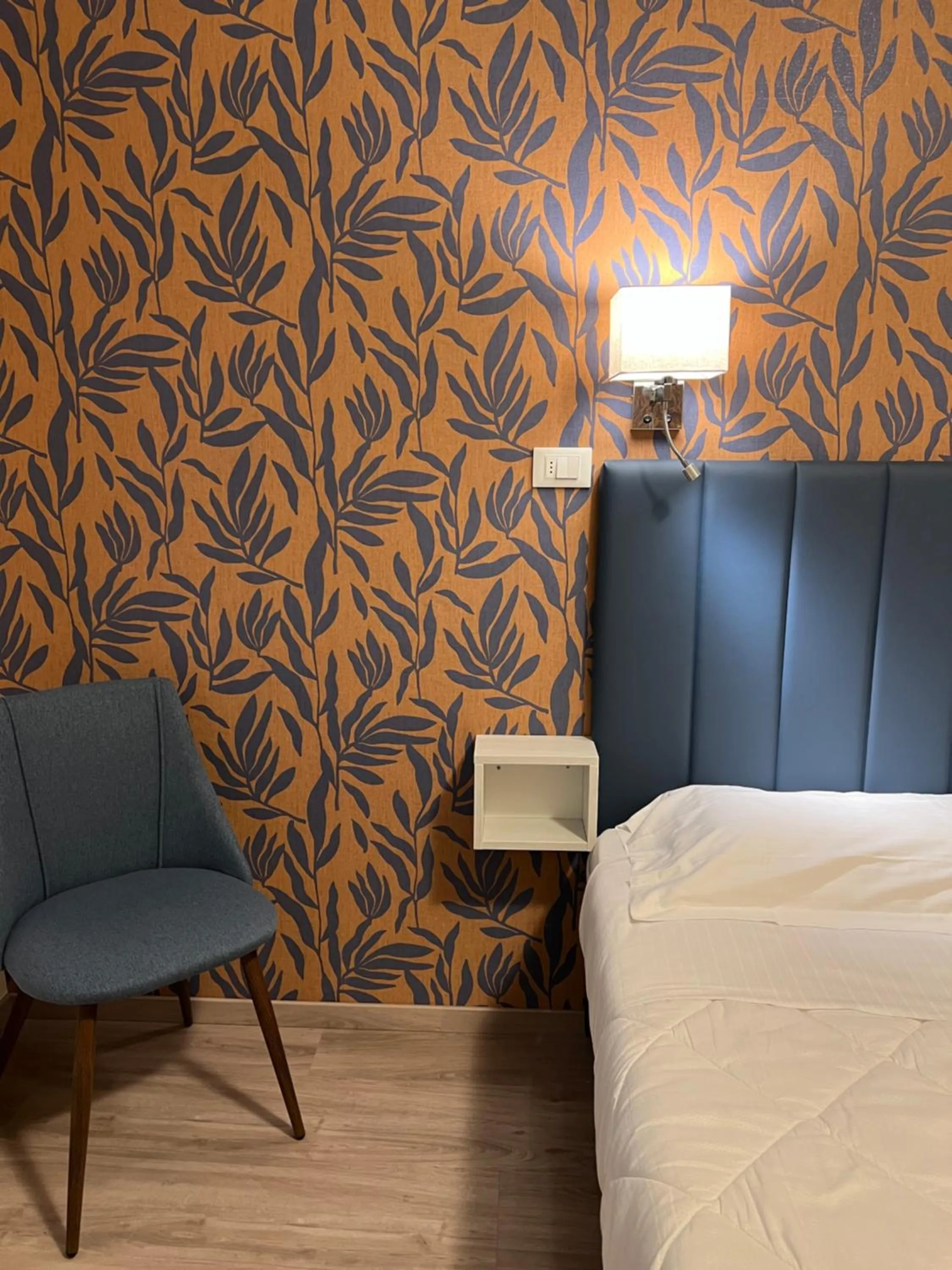 Bedroom, Bed in Hotel Liu