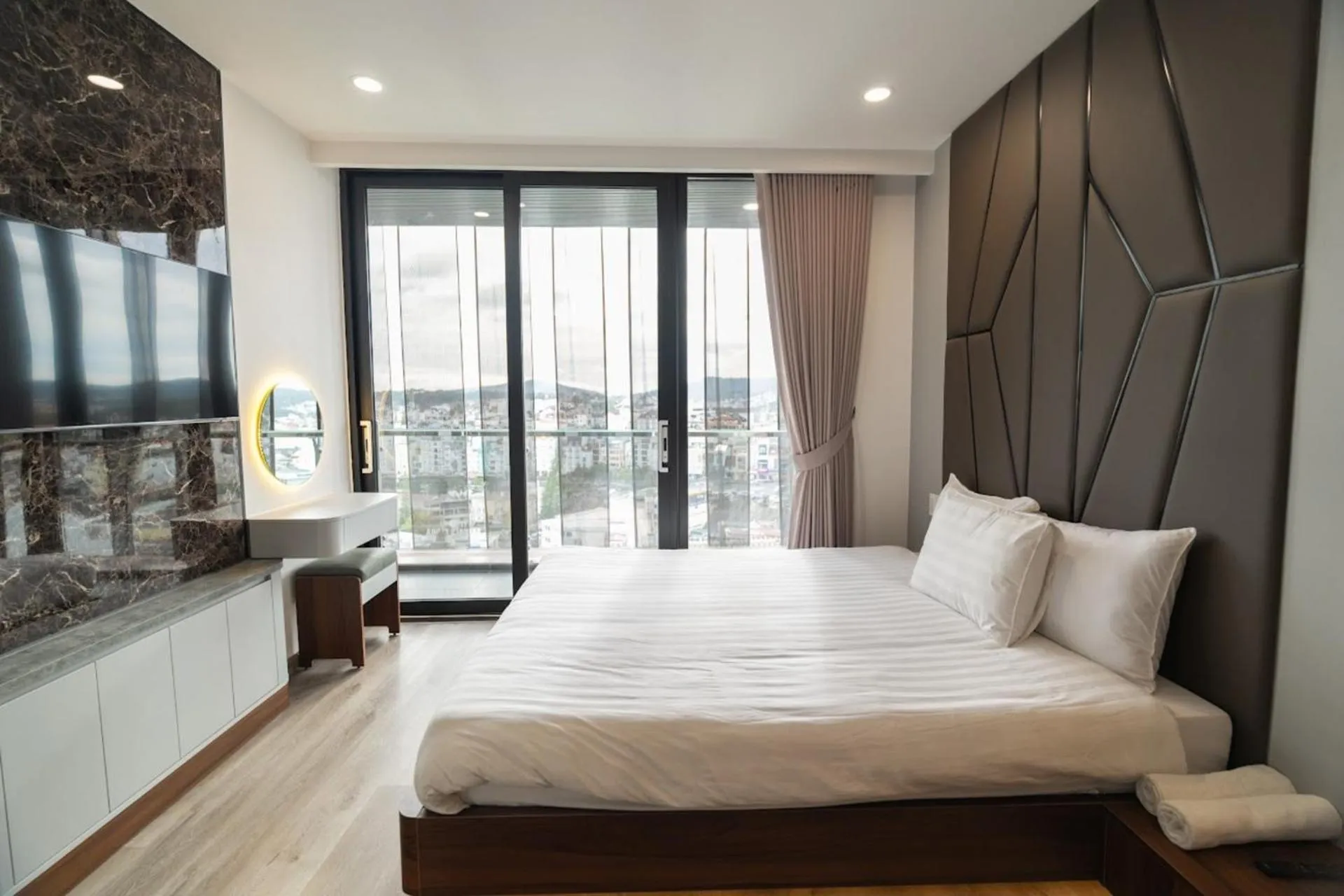 Bed in Dalat Center Residence