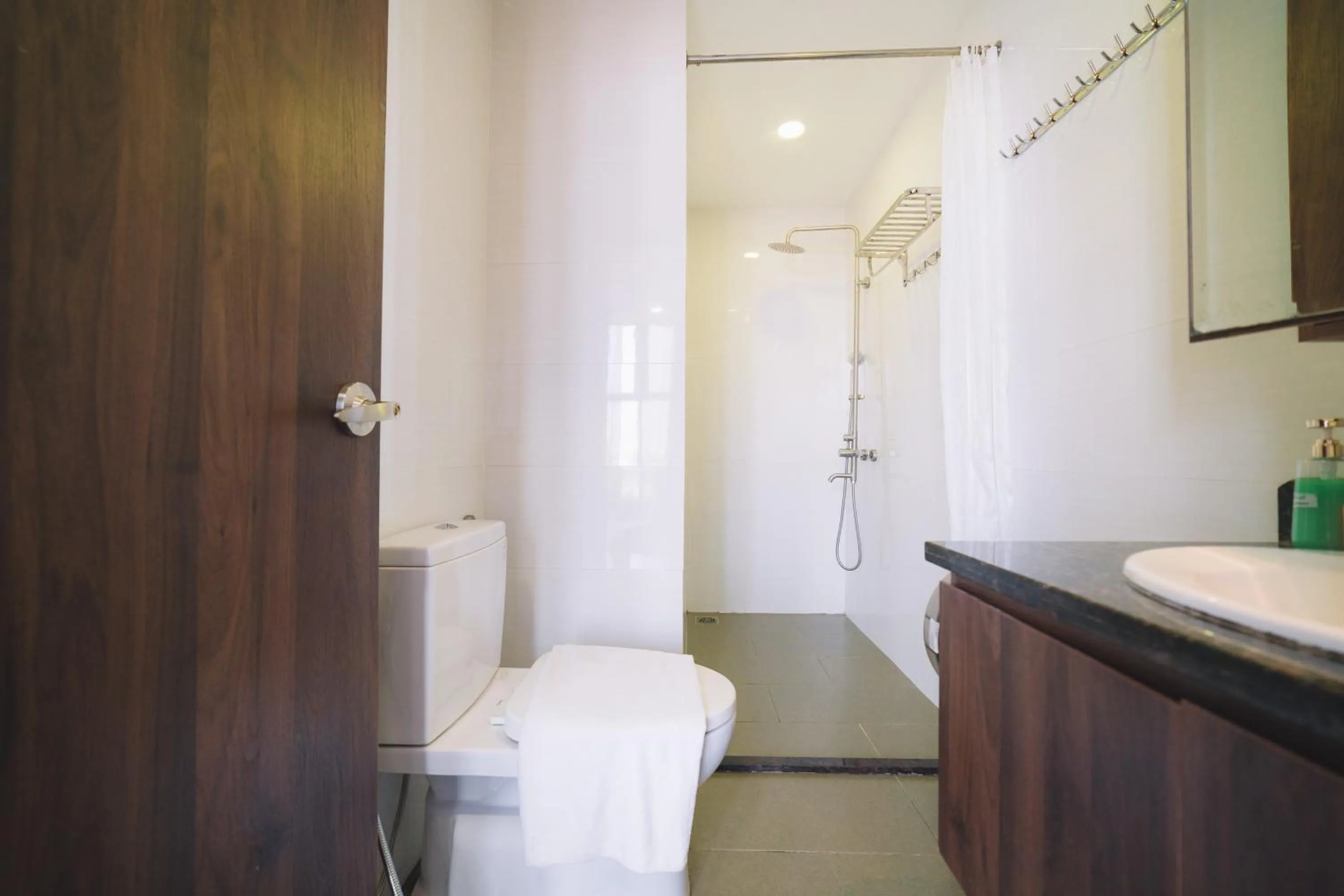 Shower in Dalat Center Residence