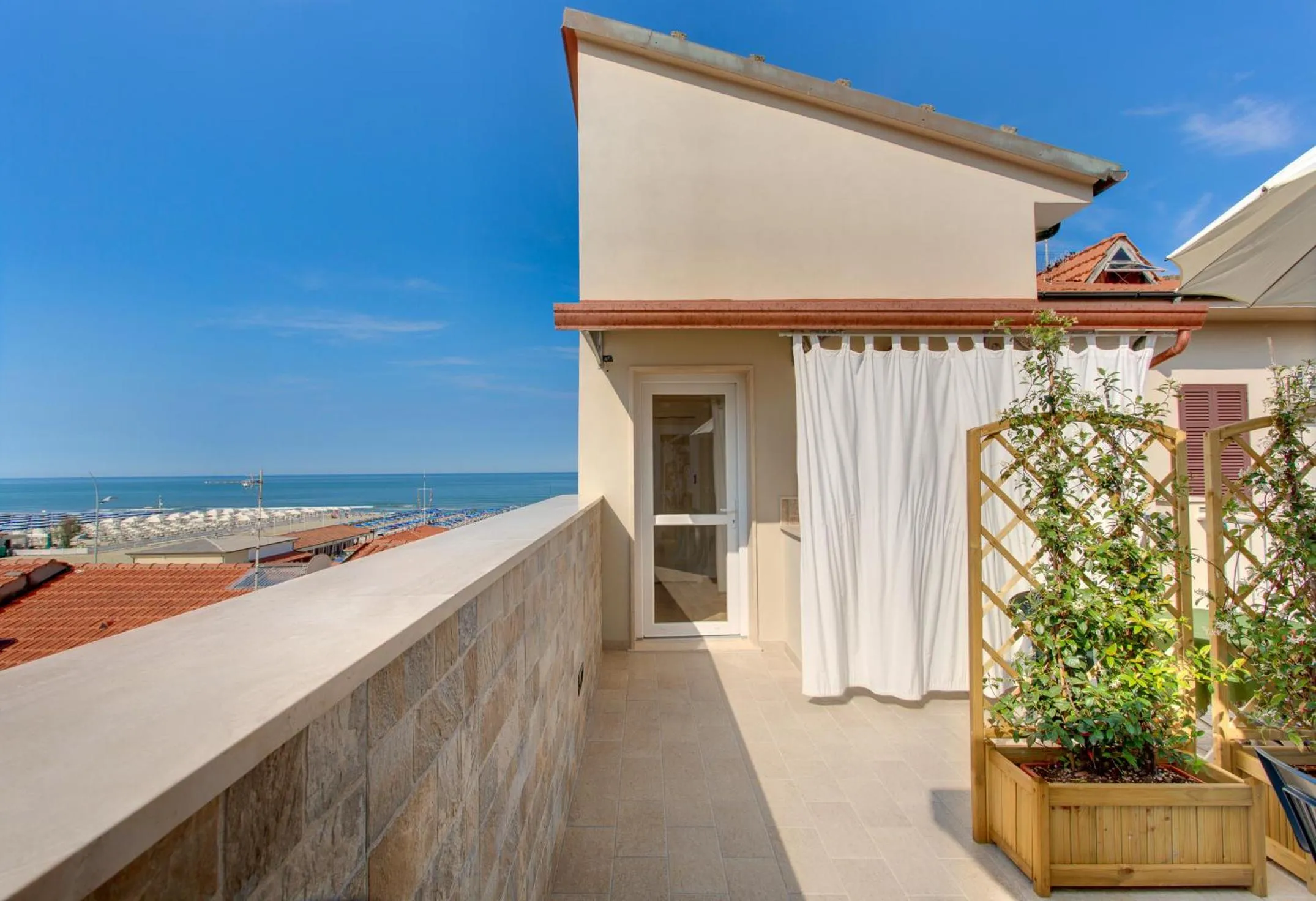 Patio in Hotel Biagi & Residence