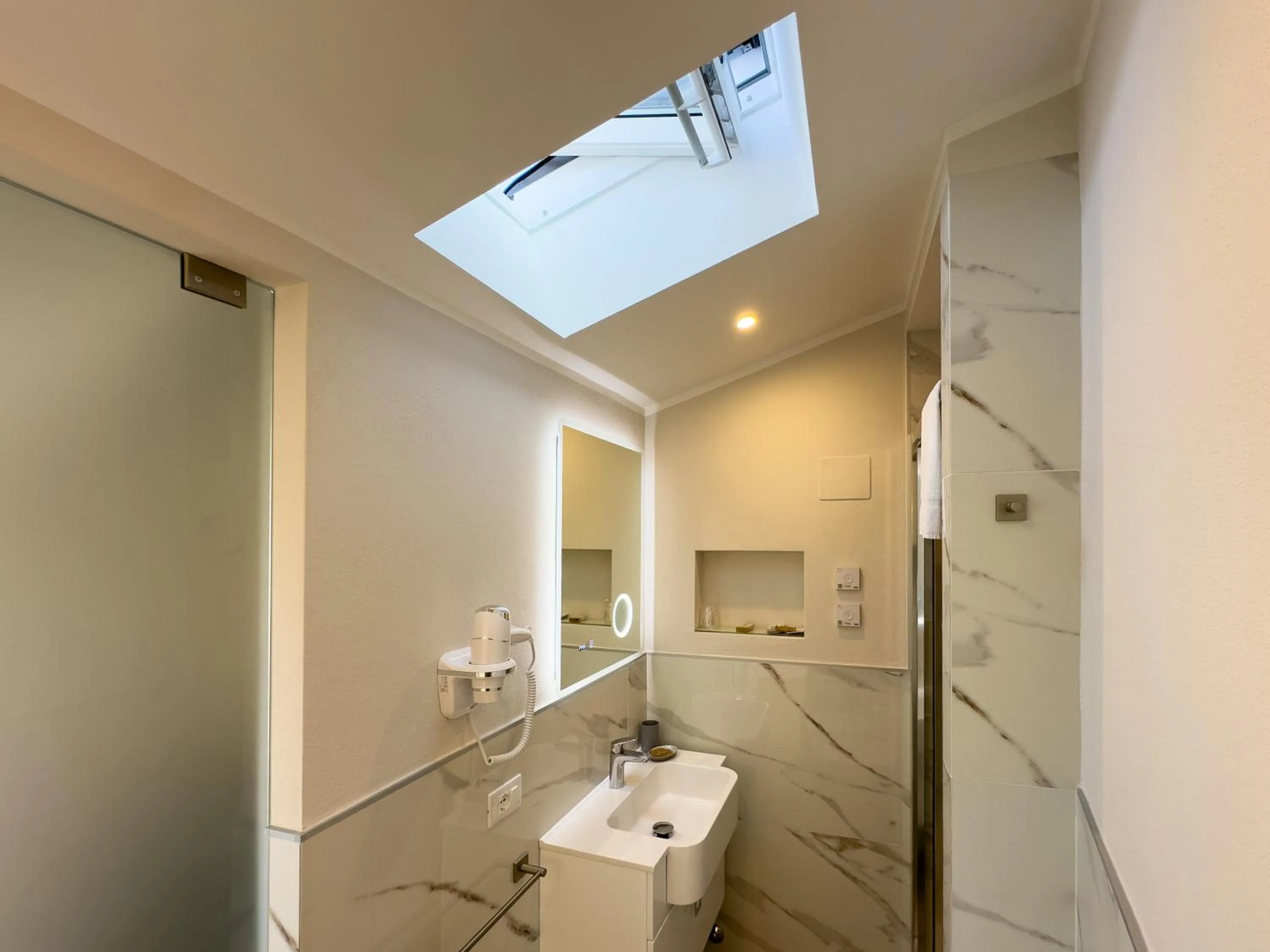 Shower in Hotel Biagi & Residence