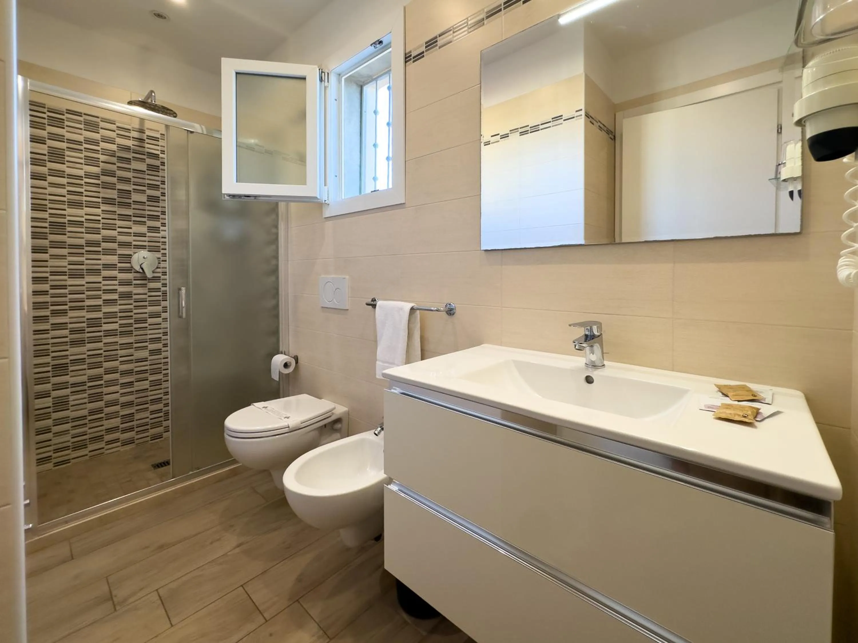 Shower in Hotel Biagi & Residence