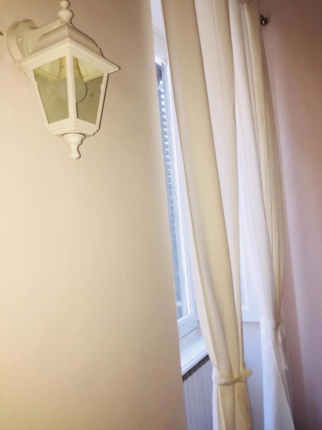 Decorative detail in Bed2Go