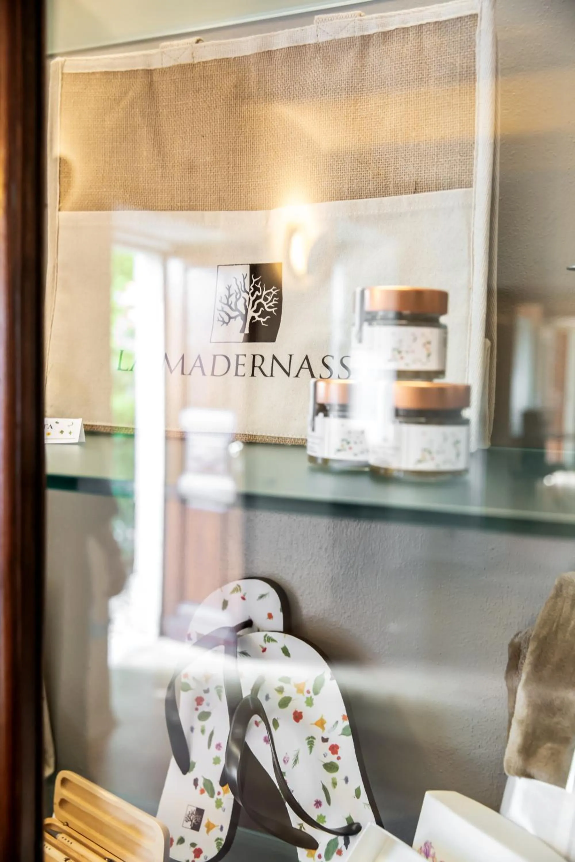 Decorative detail in La Madernassa Resort - Casalora Dimora Storica di Charme