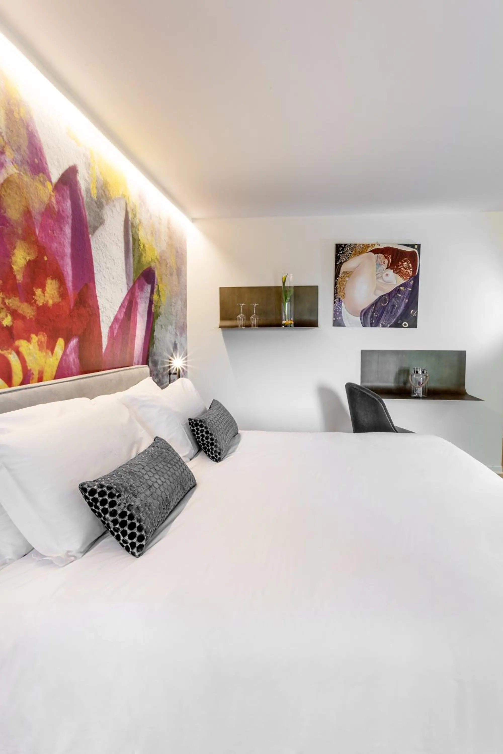 Photo of the whole room, Bed in La Madernassa Resort - Casalora Dimora Storica di Charme