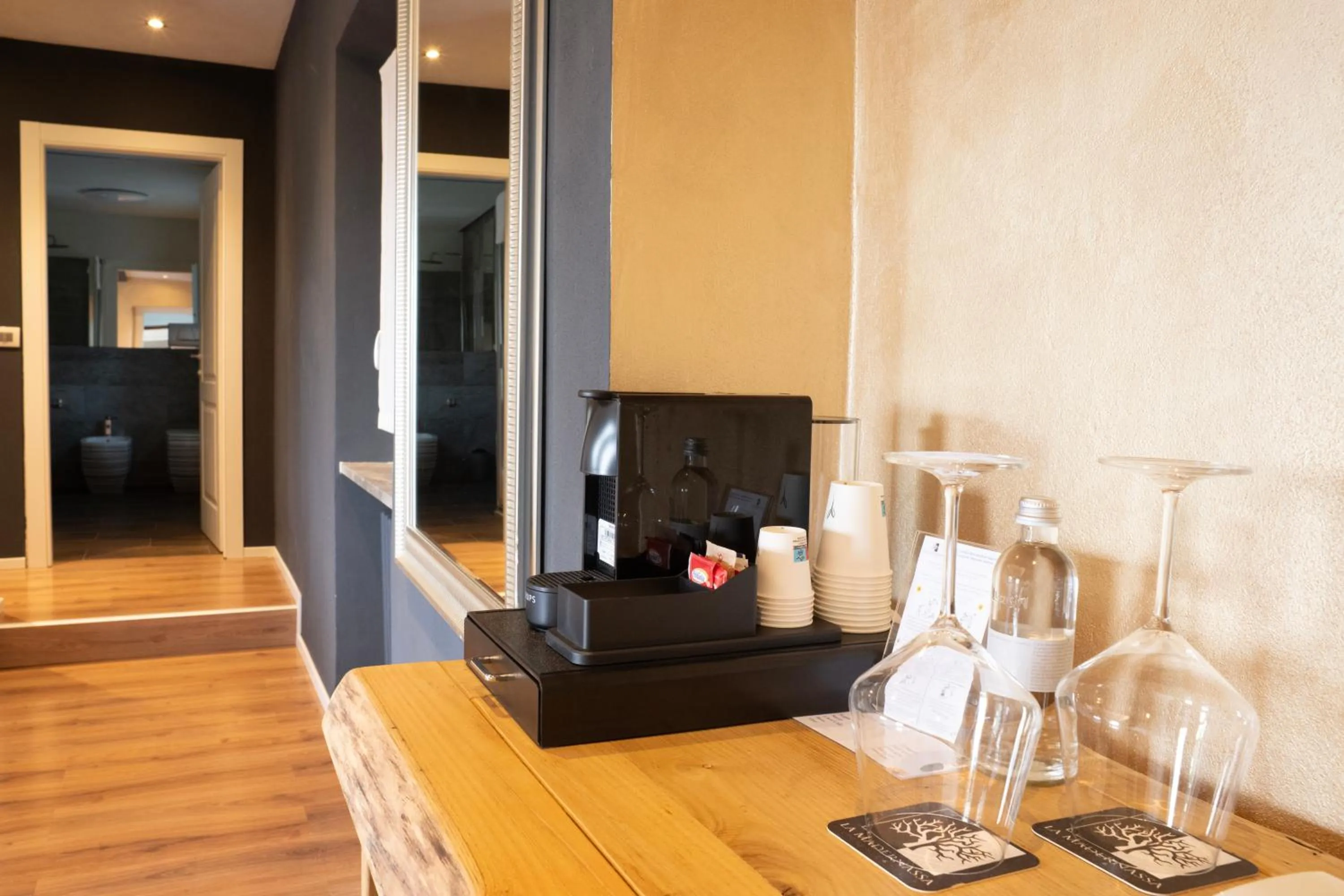 minibar in La Madernassa Resort - Casalora Dimora Storica di Charme