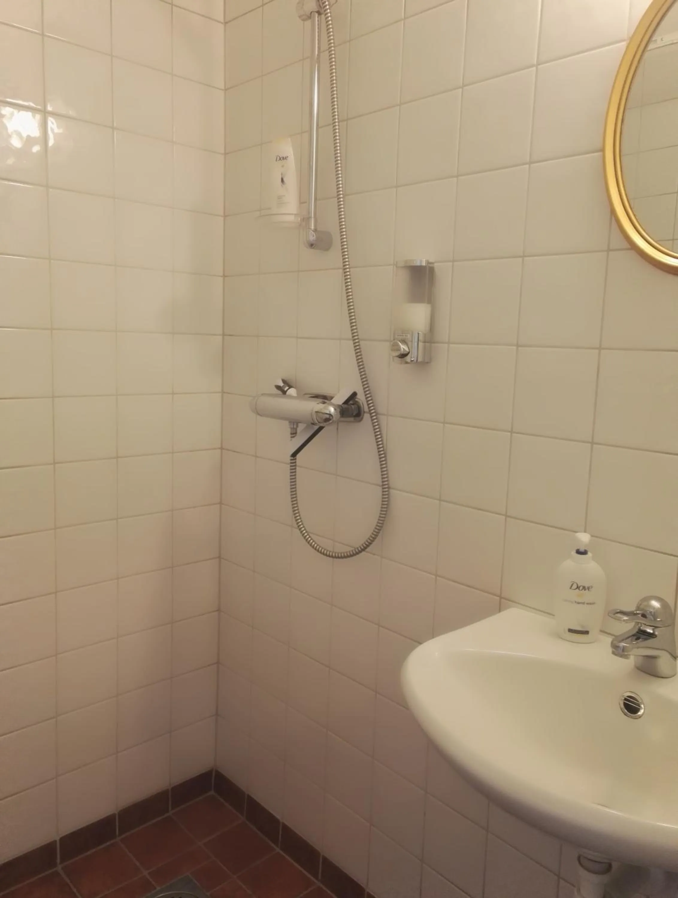 Shower in Lilla Hotellet