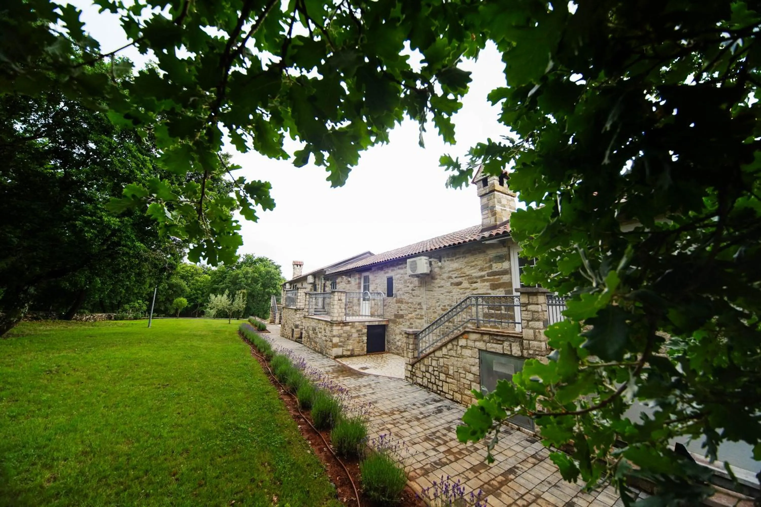 Facade/entrance in Rooms Stancija Ruseti