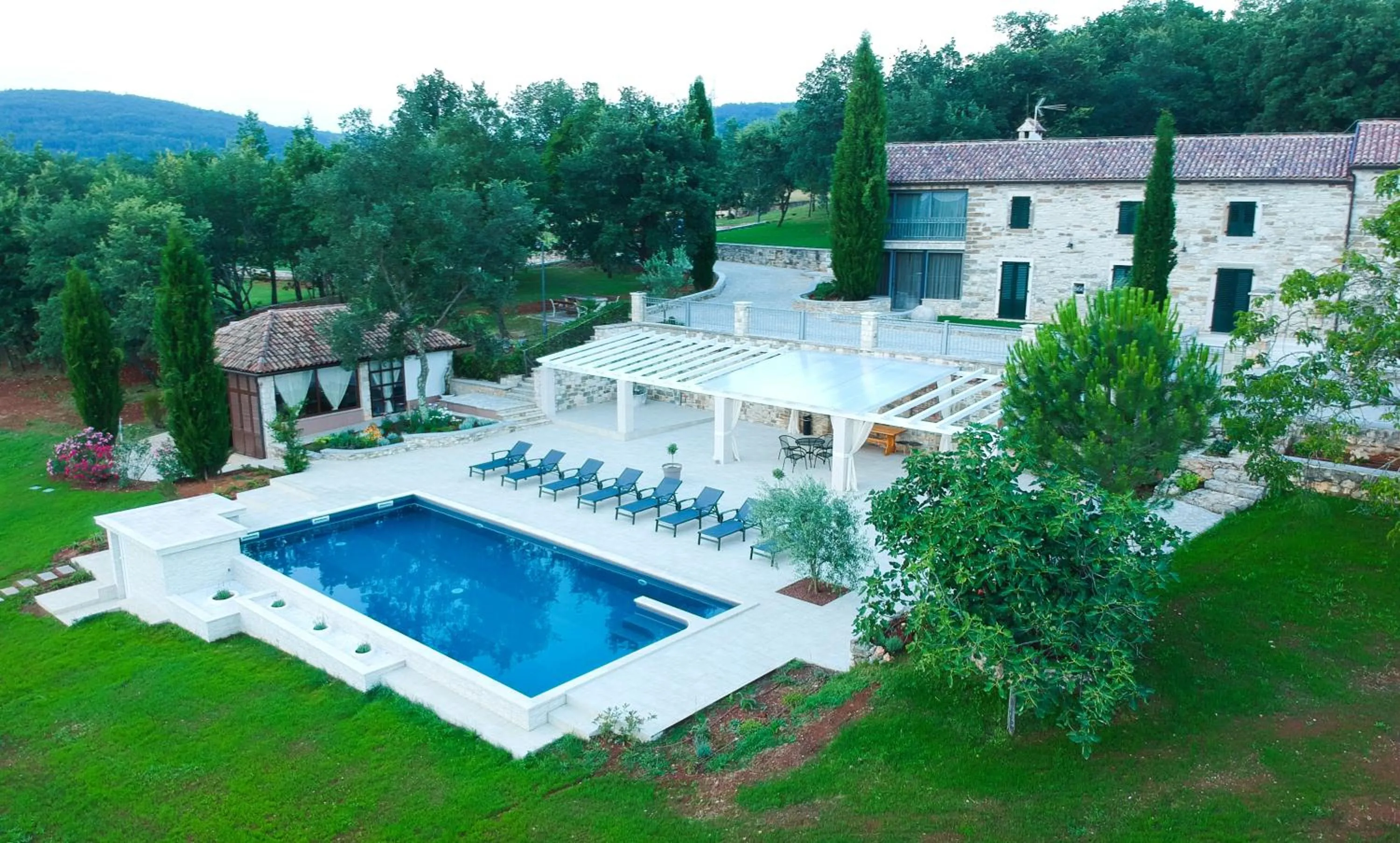 Pool view in Rooms Stancija Ruseti