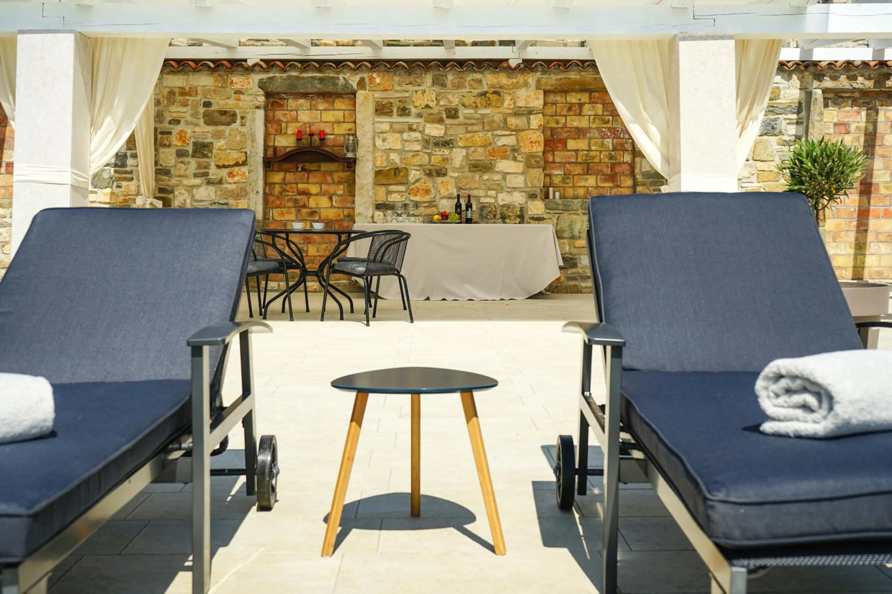 Swimming pool in Rooms Stancija Ruseti