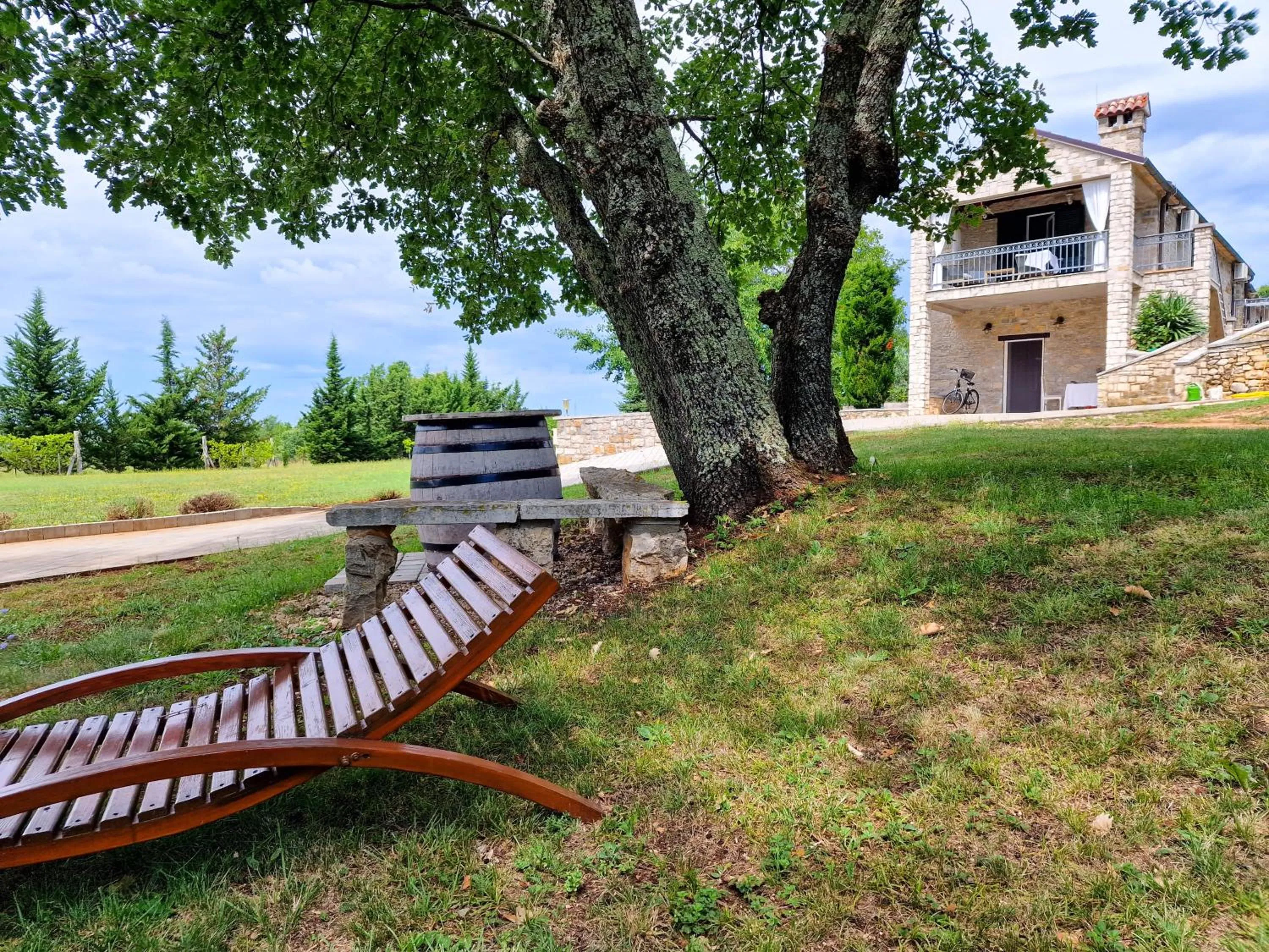 Property building in Rooms Stancija Ruseti