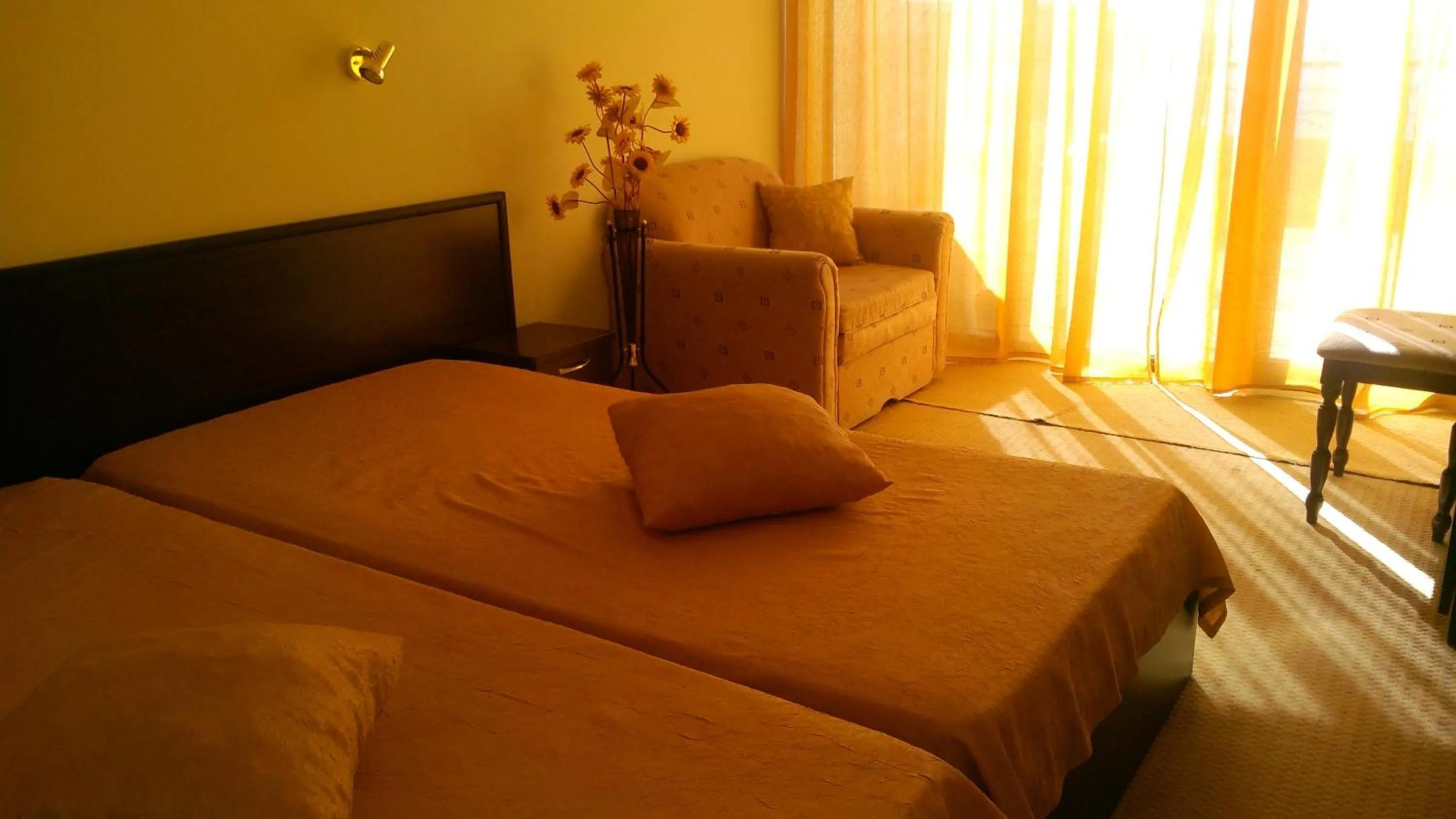 Photo of the whole room, Bed in Hotel Blian