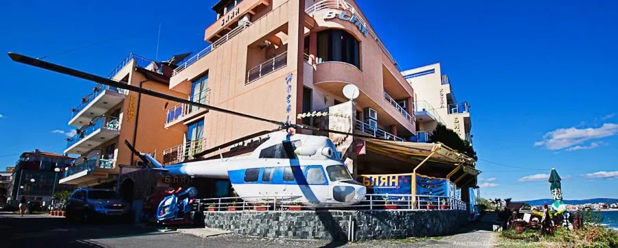 Facade/entrance in Hotel Blian