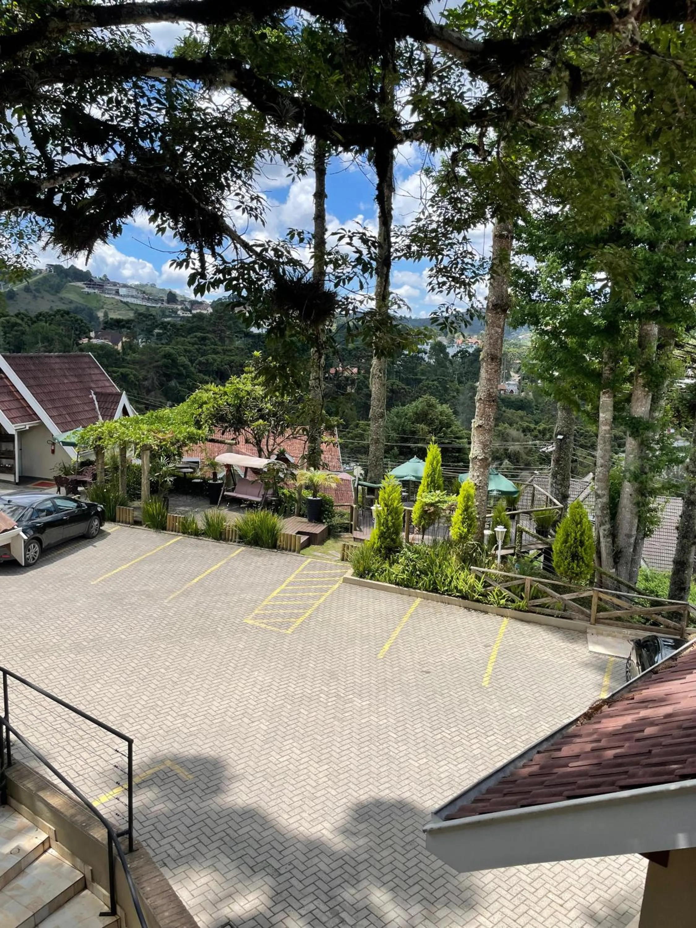 Parking in Pousada Cantinho da Serra