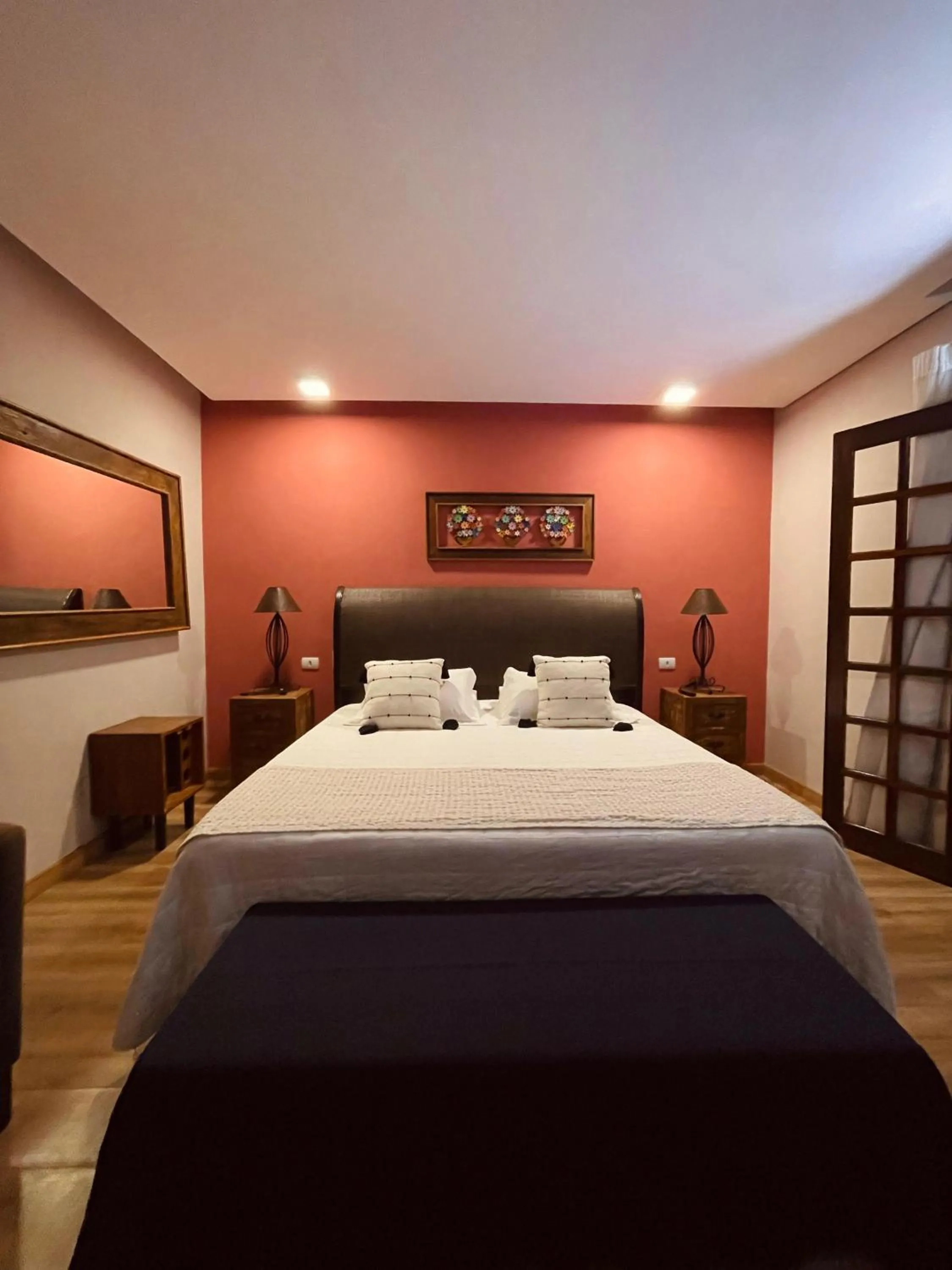 Photo of the whole room, Bed in Pousada Cantinho da Serra