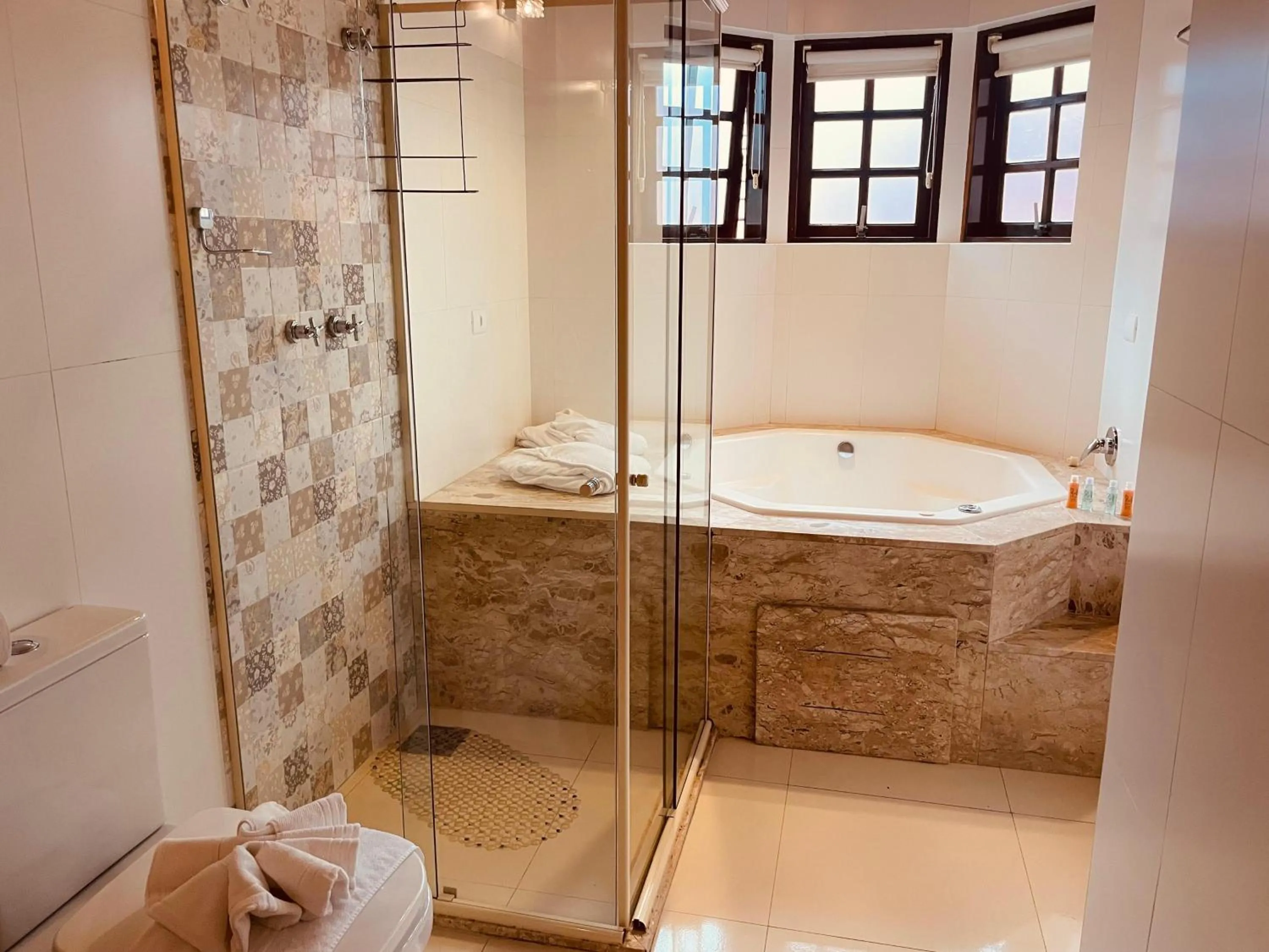 Shower in Pousada Cantinho da Serra