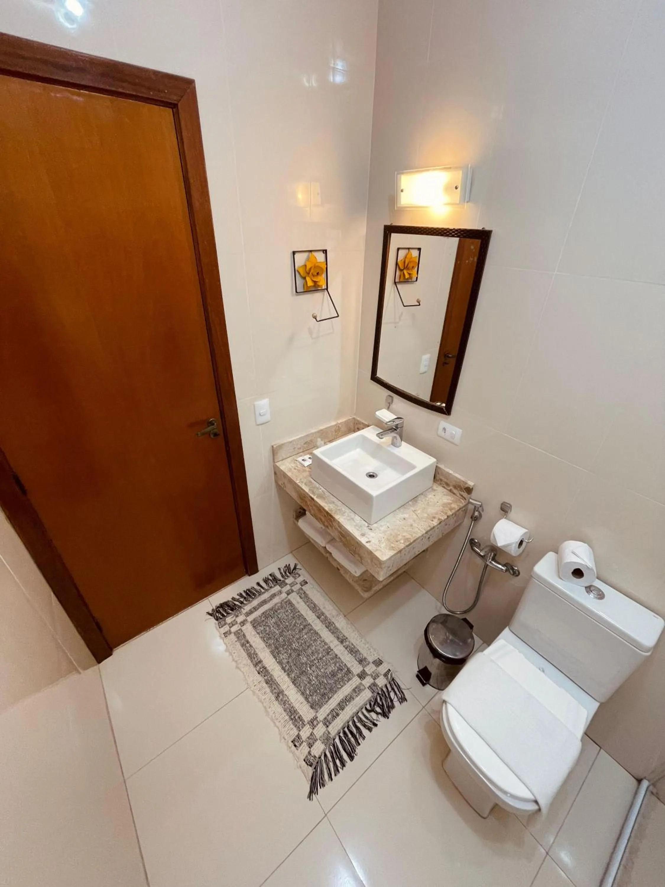 Toilet in Pousada Cantinho da Serra