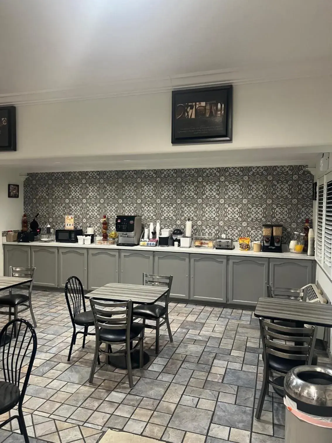 Breakfast in Super 8 by Wyndham McAllen-Downtown-Airport-LA Plaza Mall Breakfast in Super 8 by Wyndham McAllen-Downtown-Airport-LA Plaza Mall