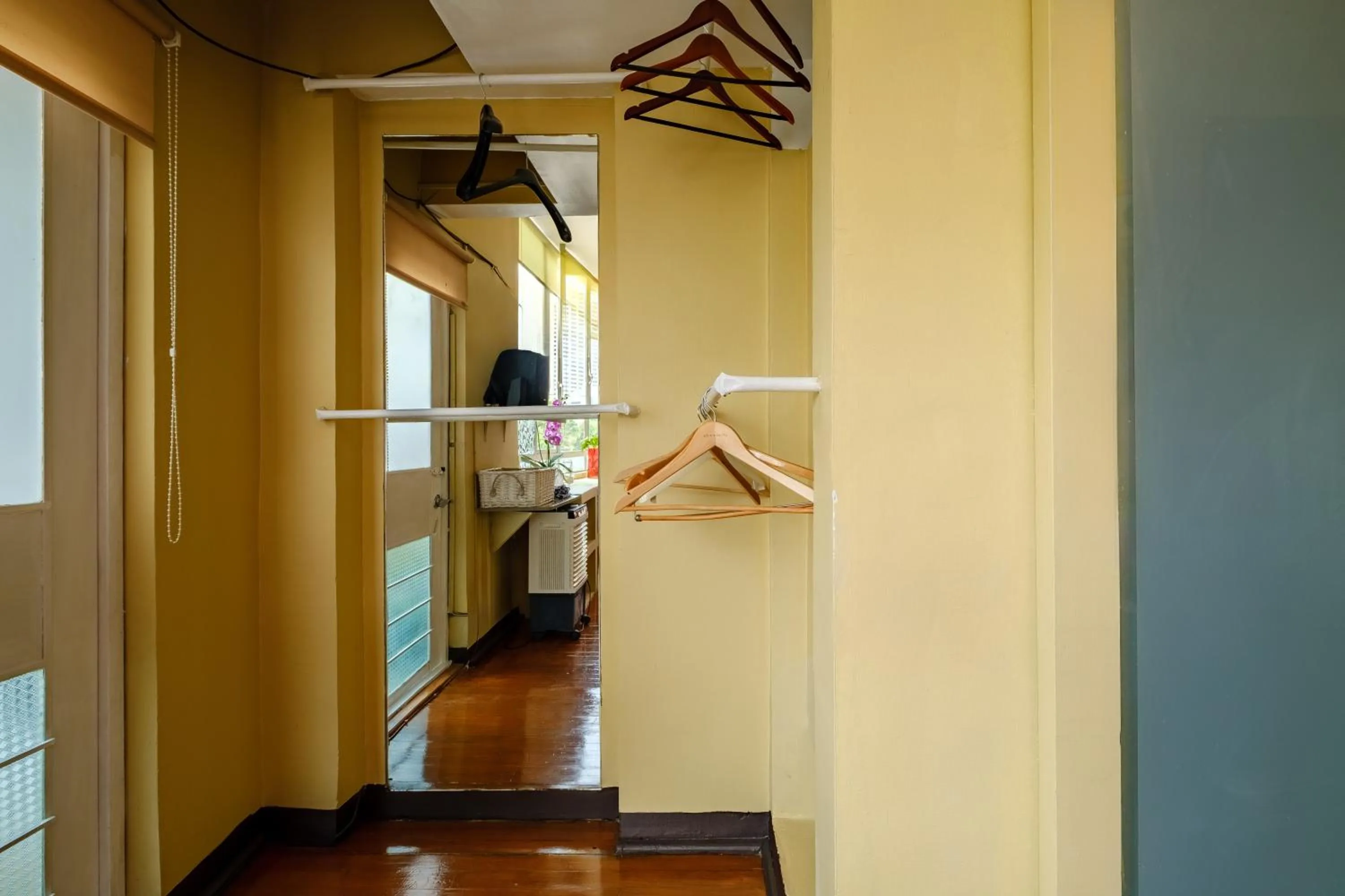 wardrobe in Casa Itzae B&B Polanquito Dog Friendly
