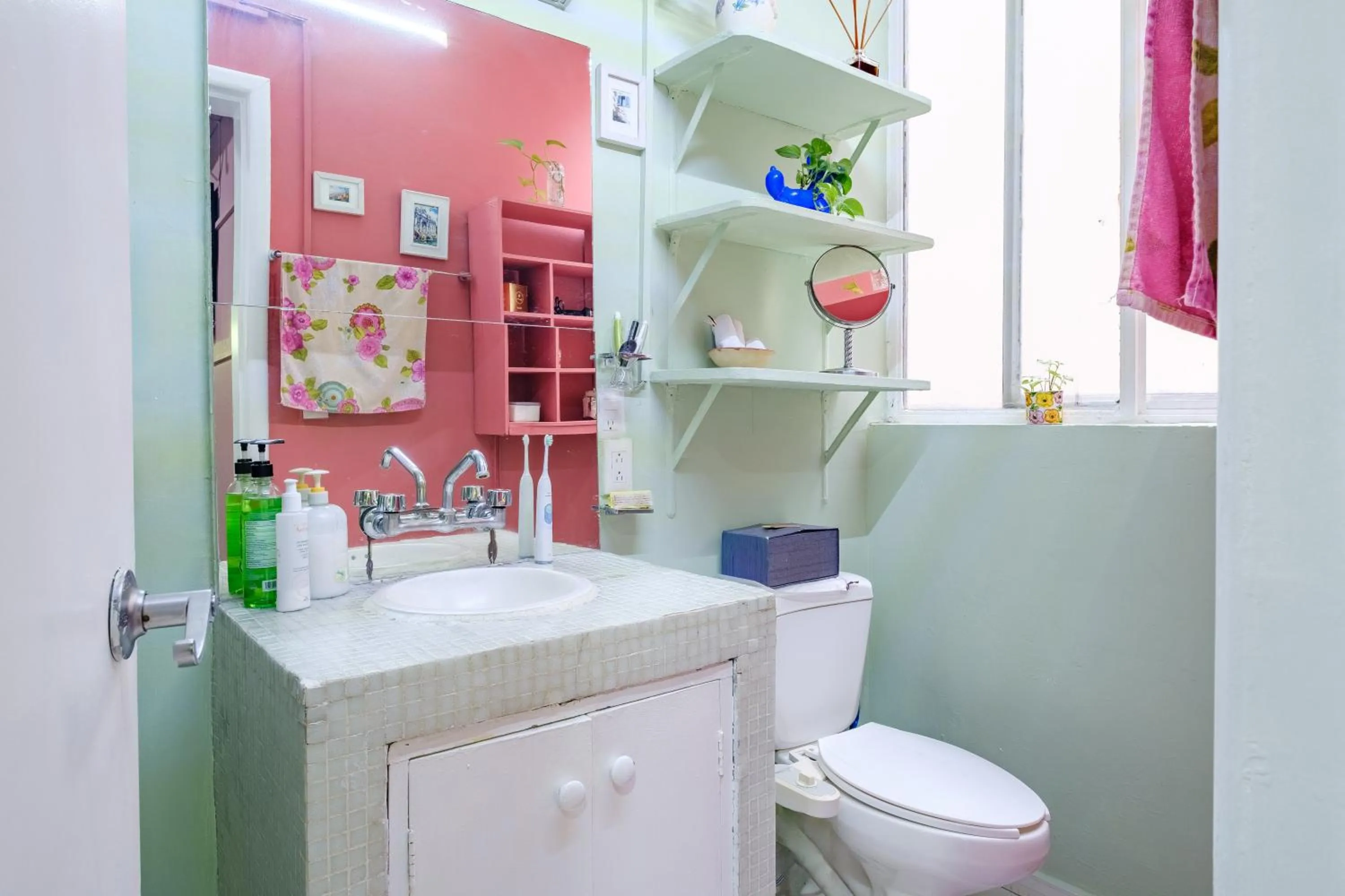 Shower in Casa Itzae B&B Polanquito Dog Friendly