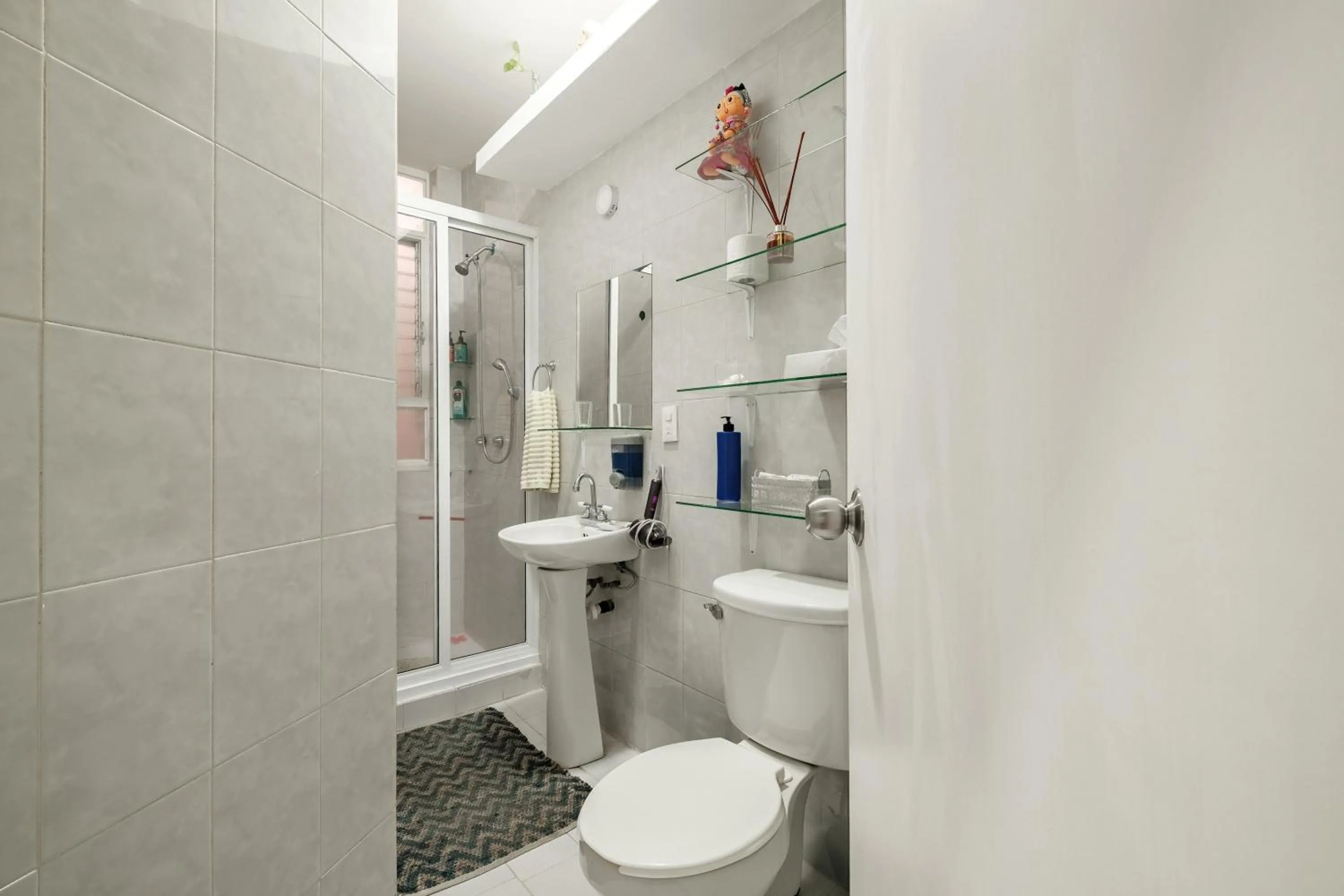 Shower in Casa Itzae B&B Polanquito Dog Friendly