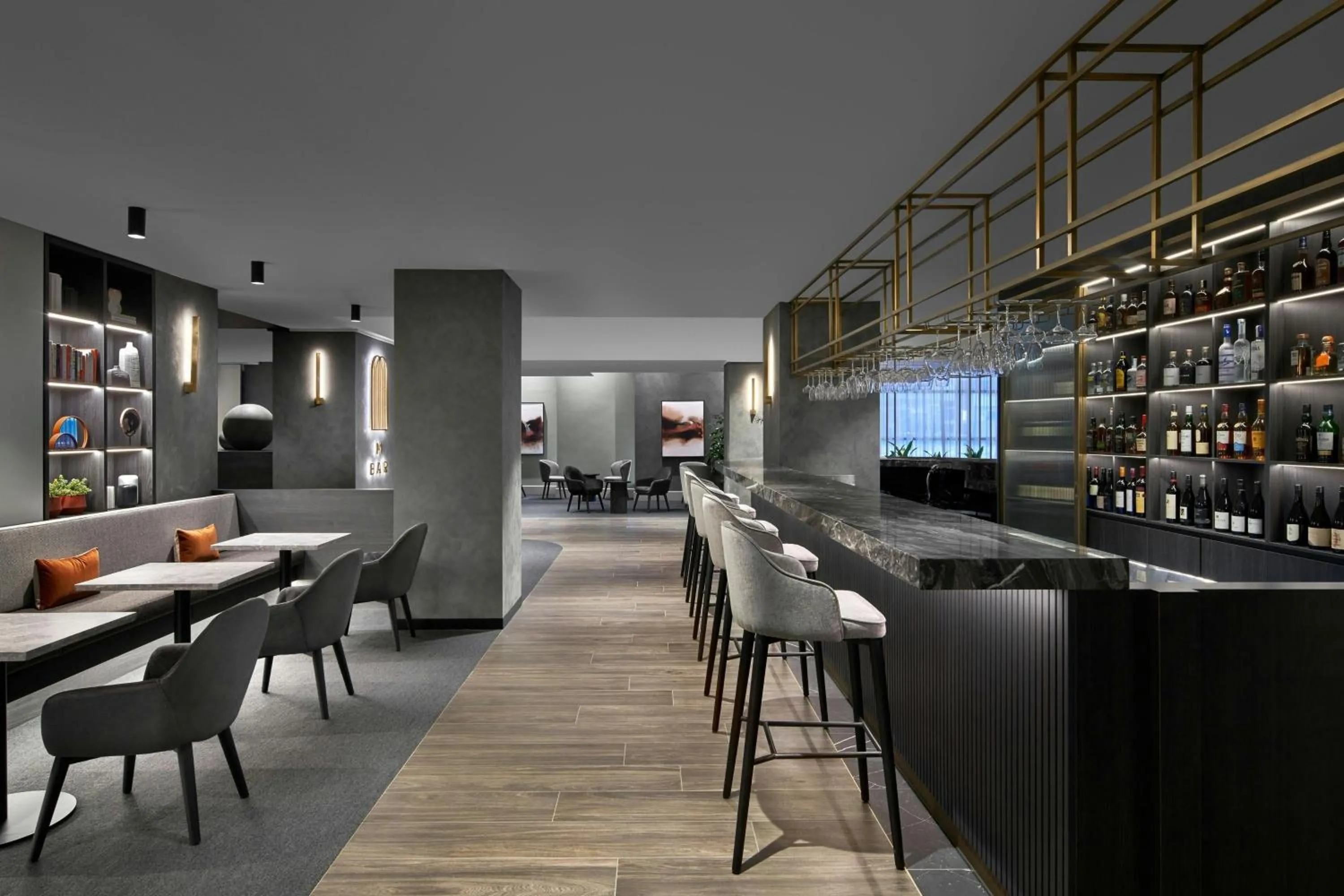 Lounge or bar in Melbourne Marriott Hotel