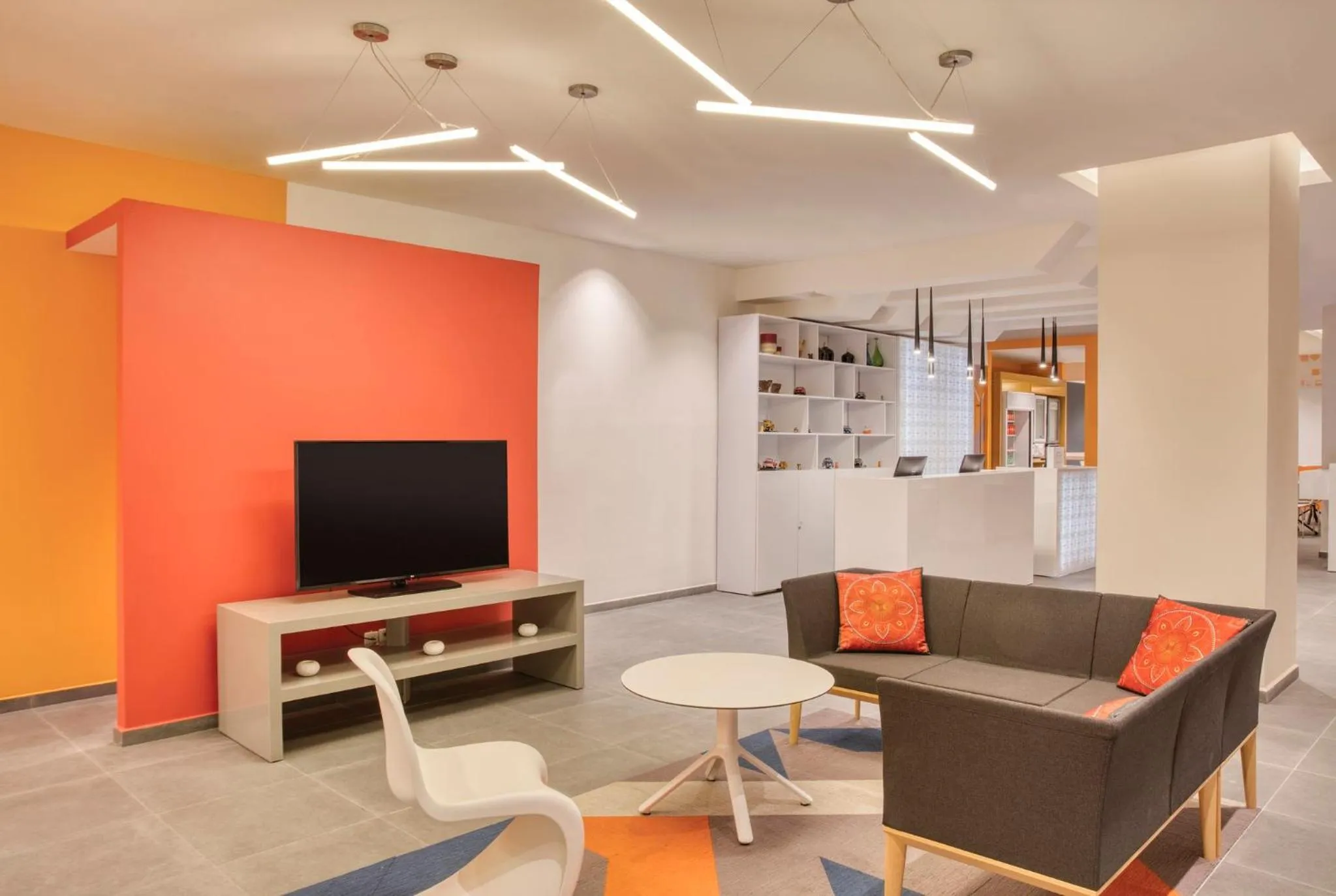 Lobby or reception in Fiesta Inn Express Puebla Explanada