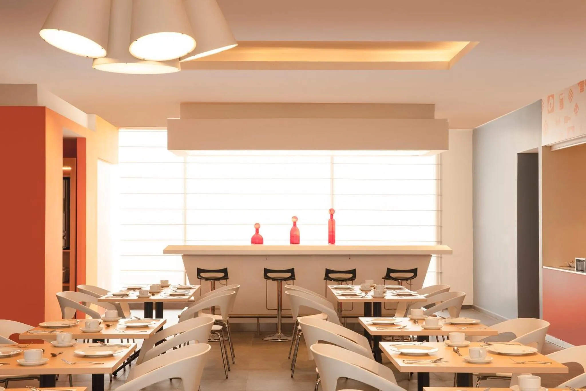 Food and drinks in Fiesta Inn Express Puebla Explanada