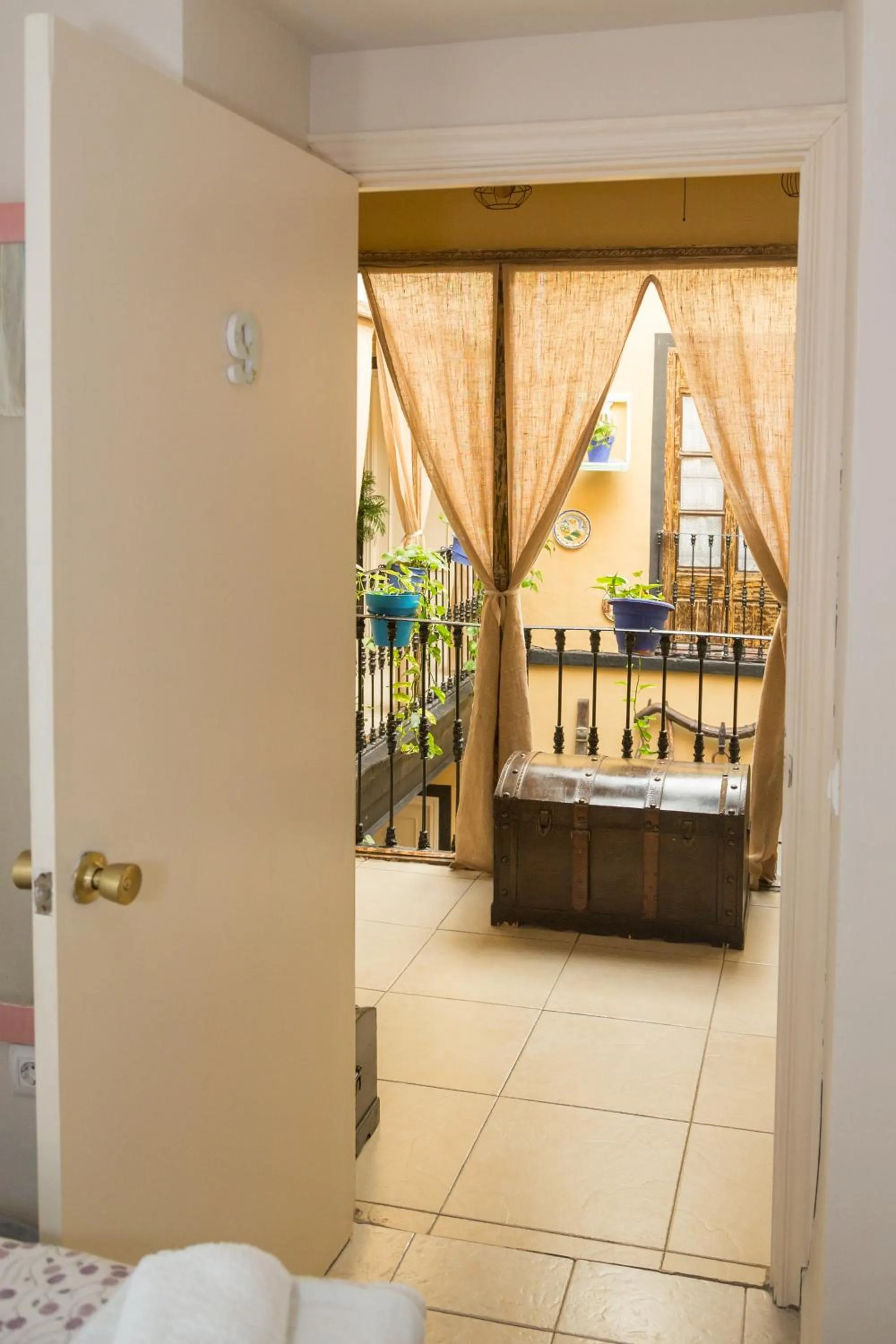 Decorative detail, Bed in Pension Internacional