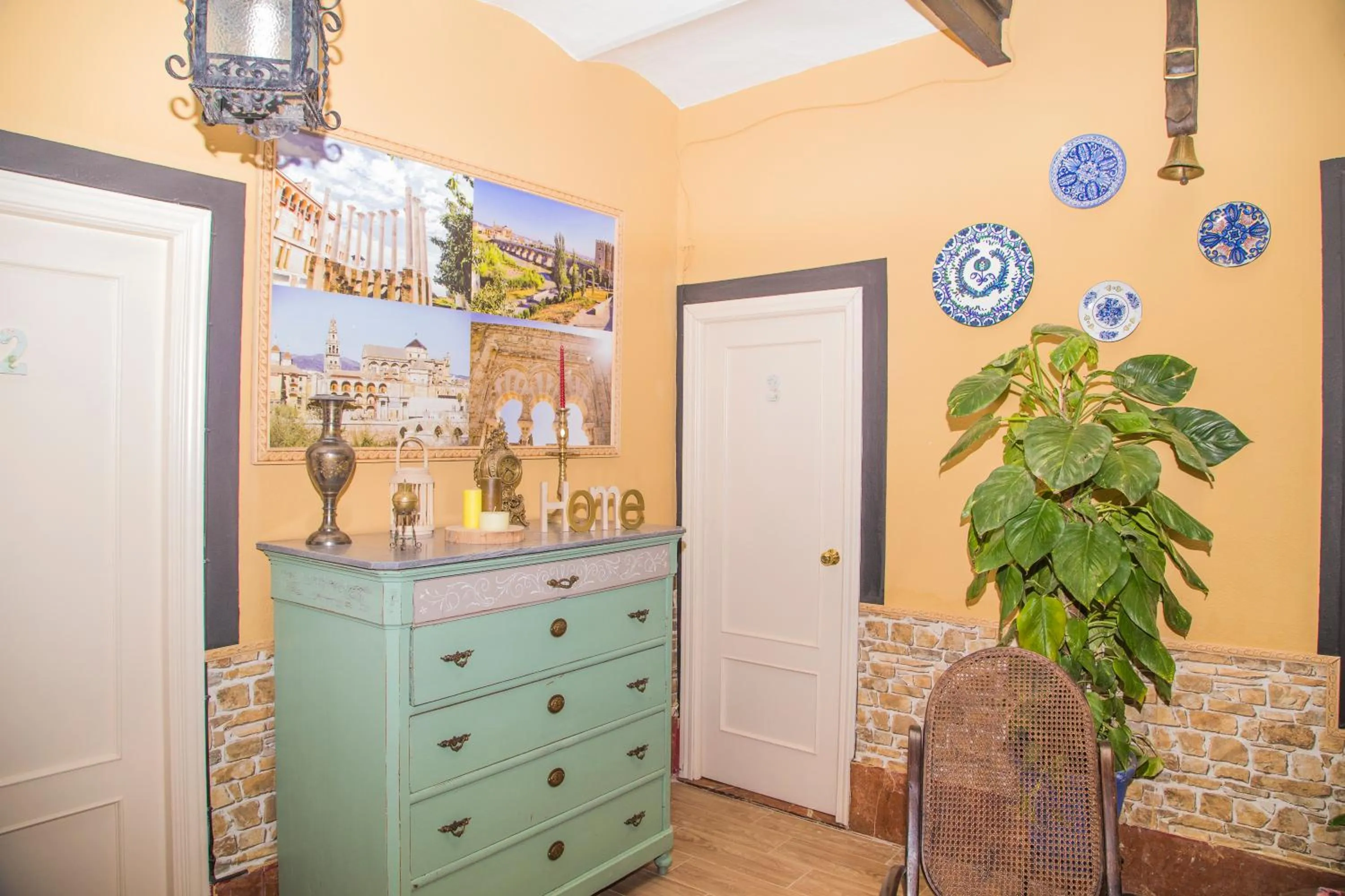 Decorative detail in Pension Internacional