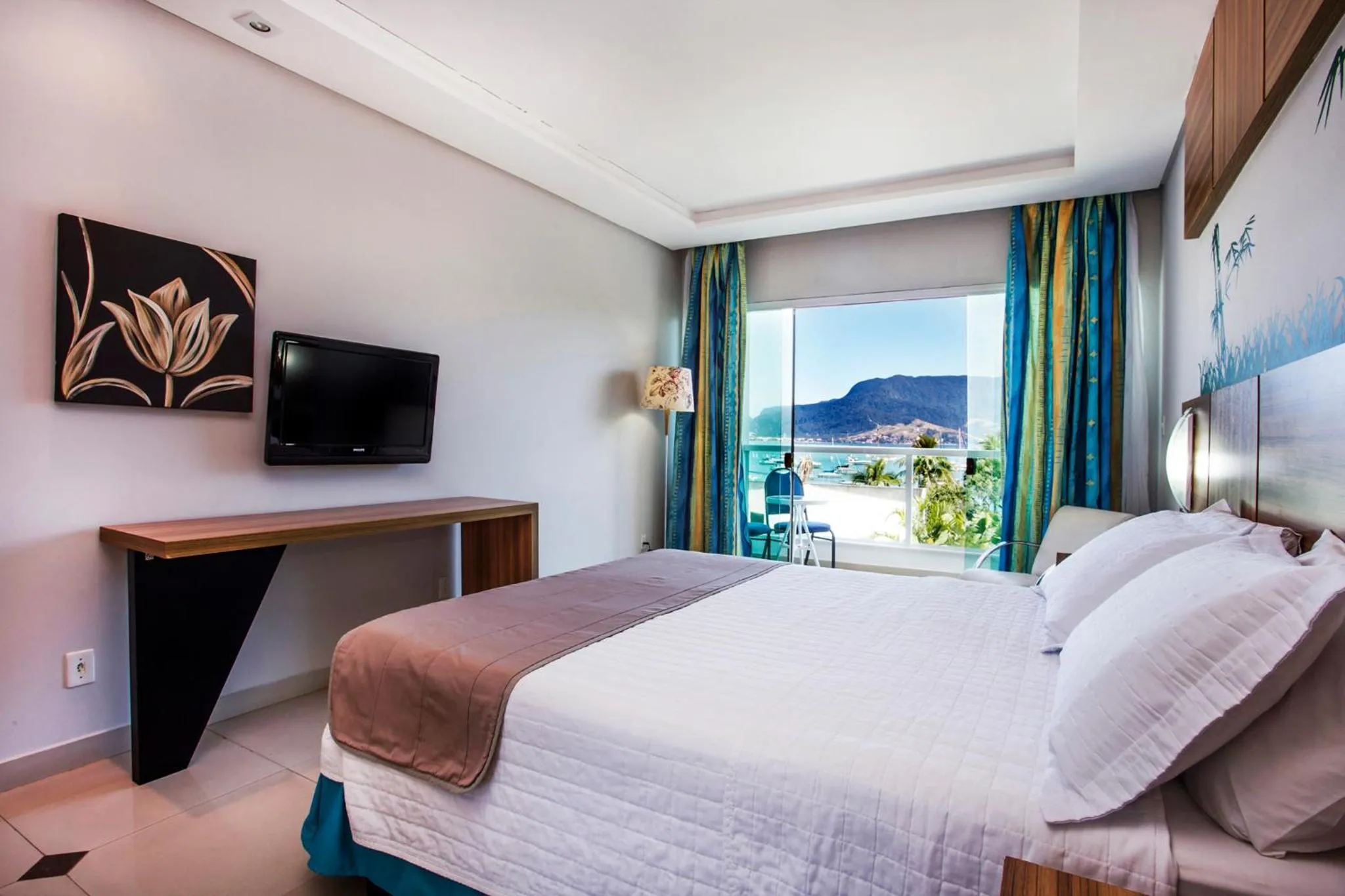 Photo of the whole room, Bed in Hotel Ilhabela