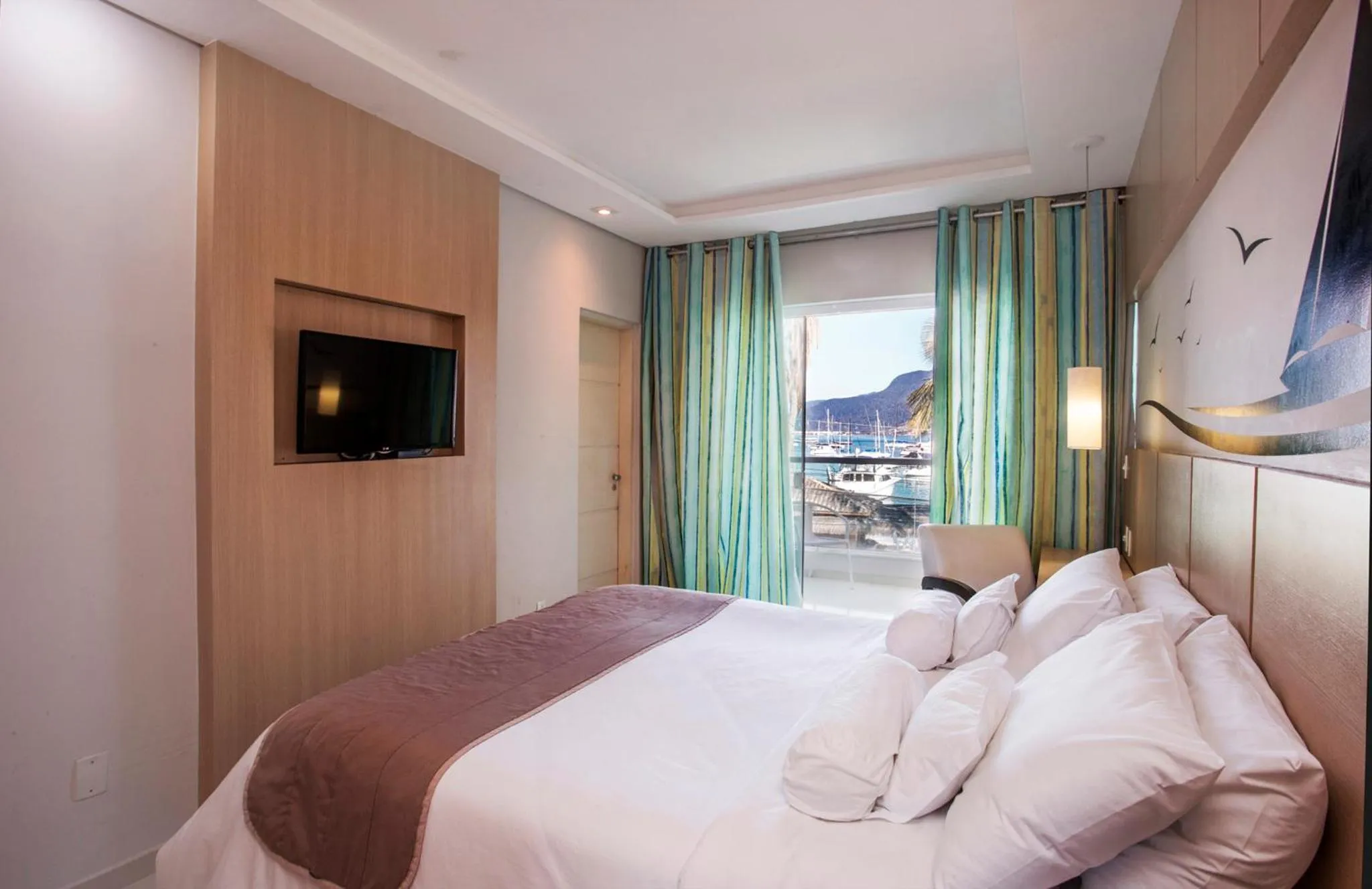 Bed in Hotel Ilhabela