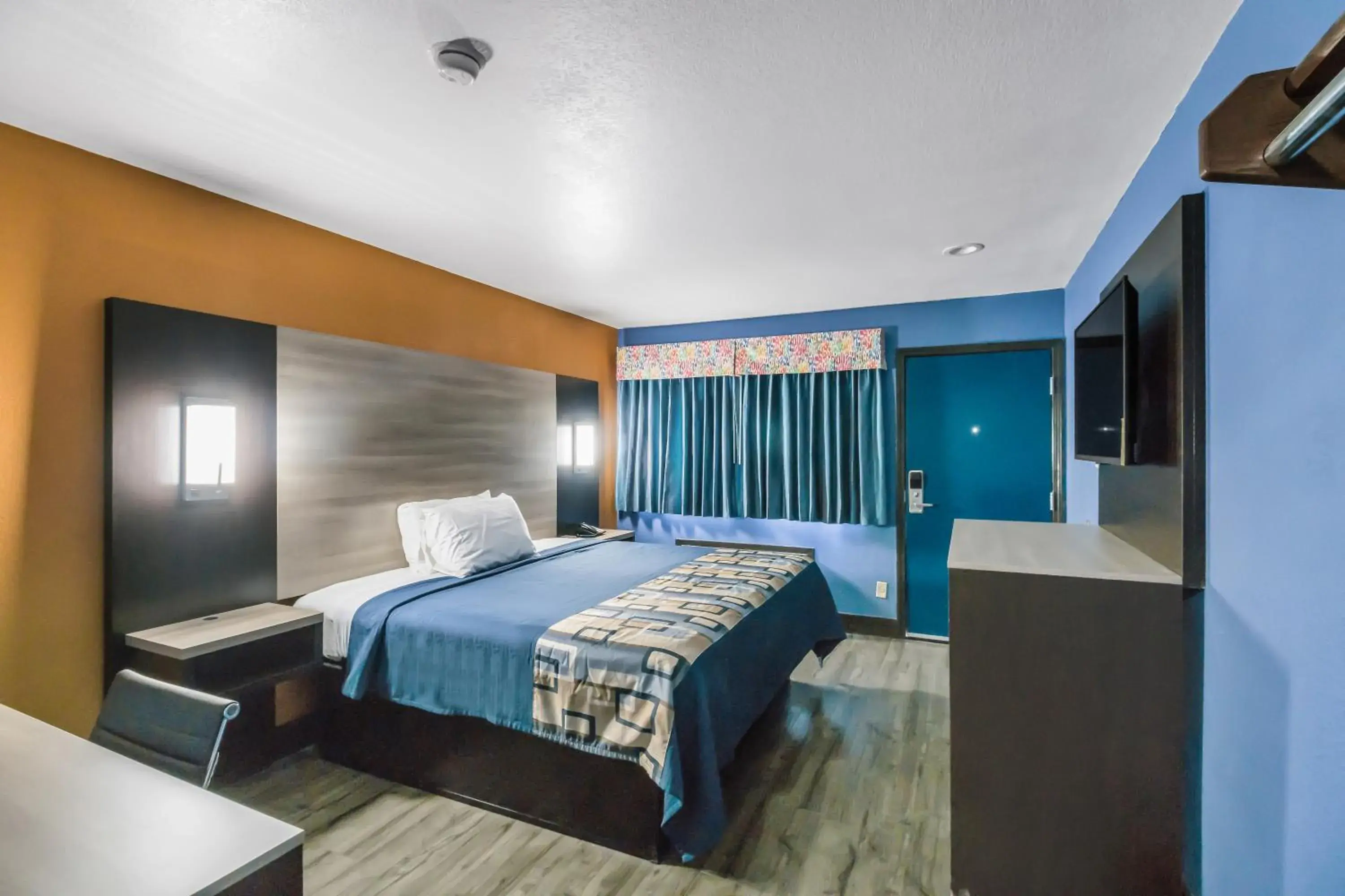 Photo of the whole room, Bed in Scottish Inns Photo of the whole room, Bed in Scottish Inns