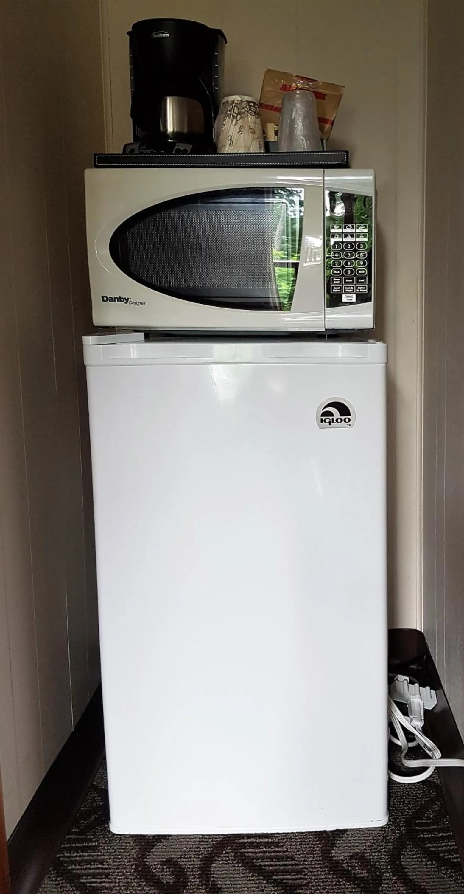 Kitchen or kitchenette in Holiday Motel & RV Resort