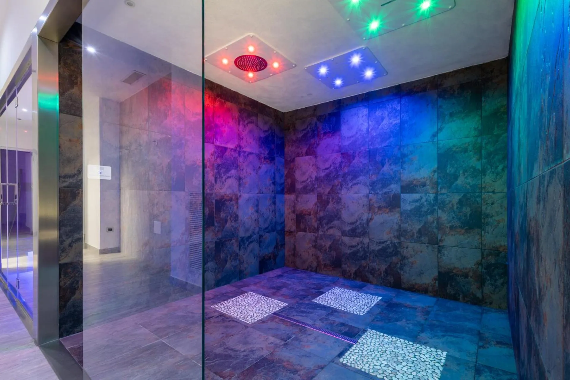 Shower in Villa dei Tigli Resort & SPA