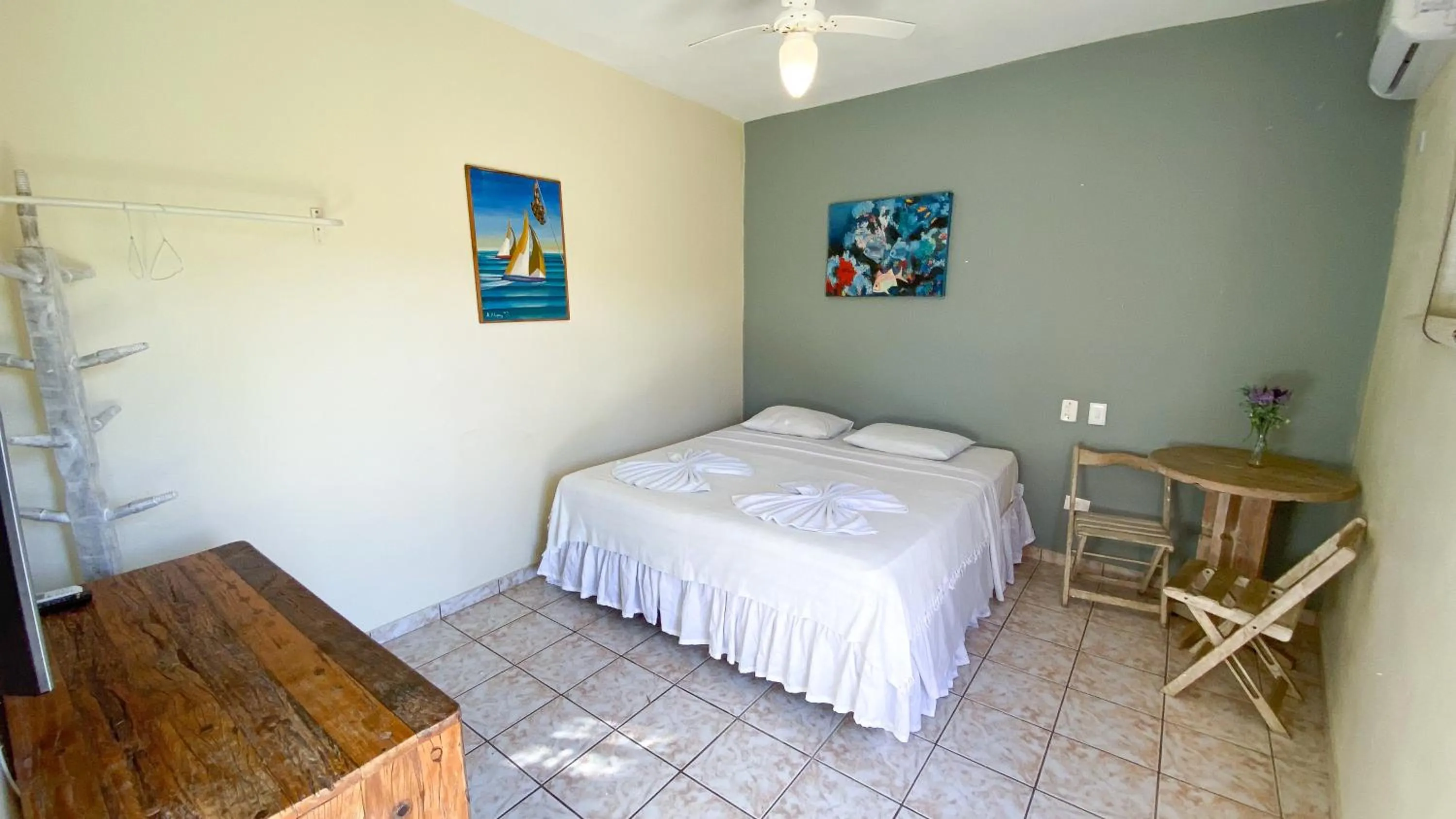 Bedroom, Bed in Pousada Montemar