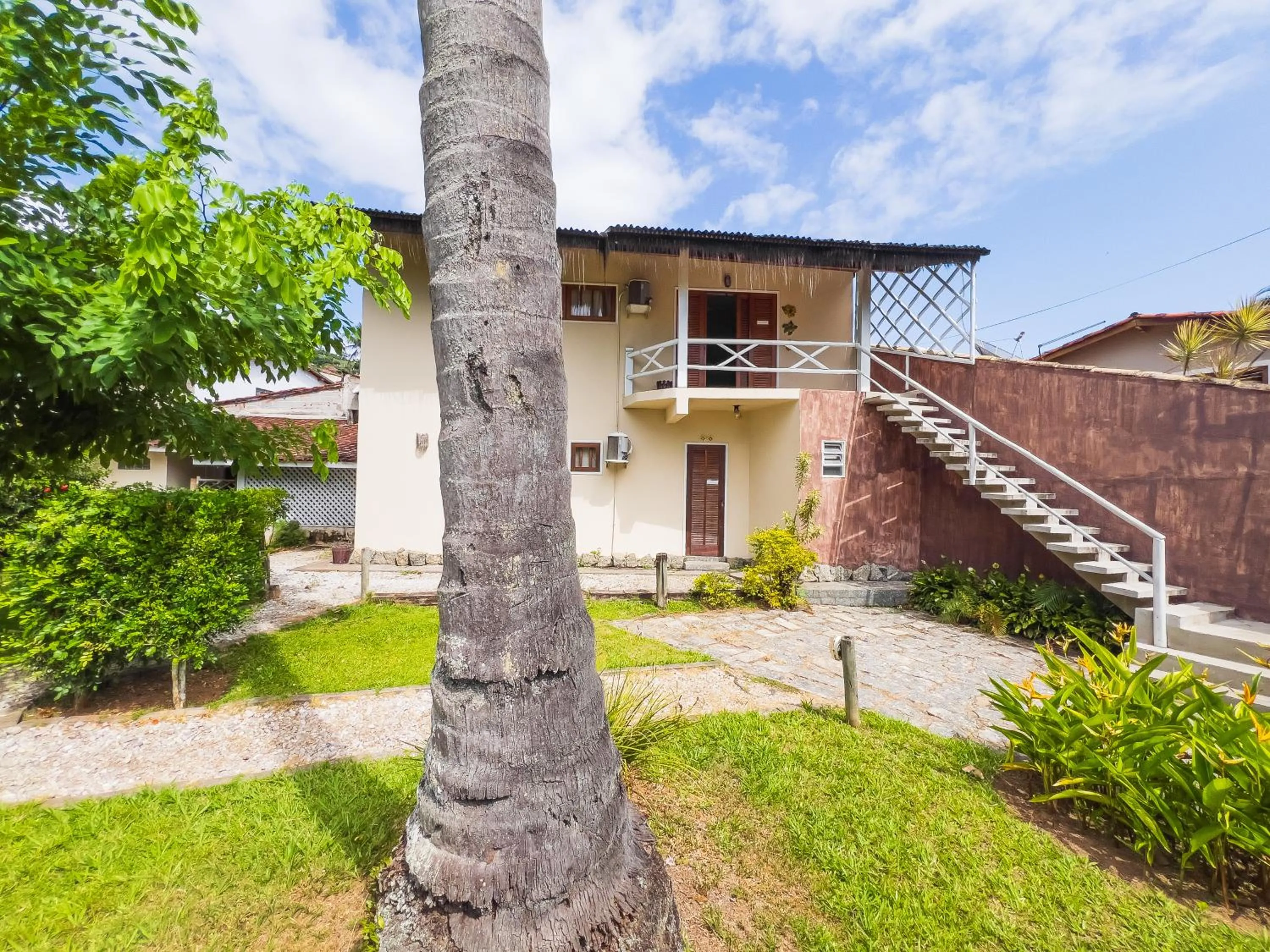 Property building in Pousada Montemar