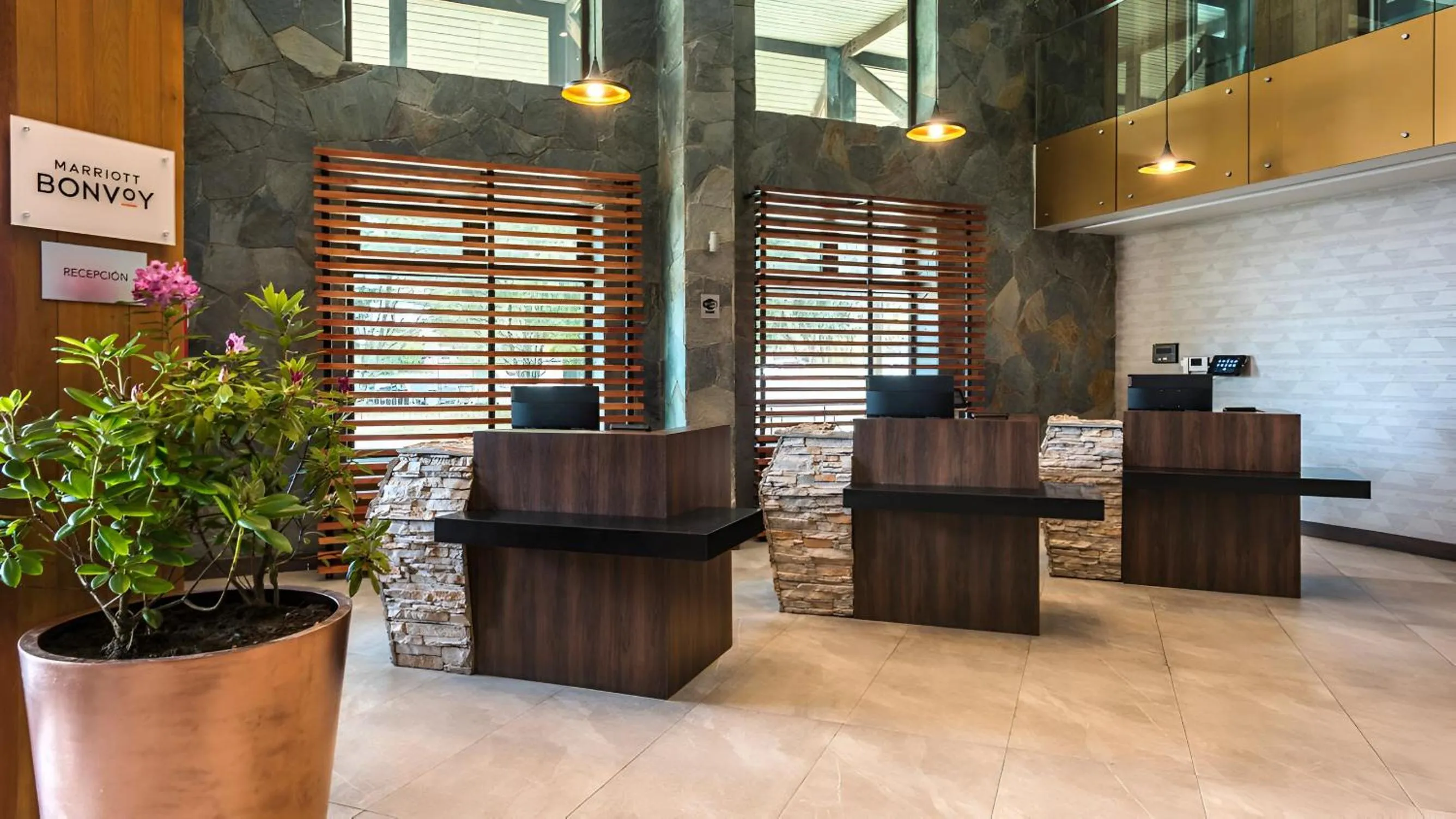 Lobby or reception in Courtyard by Marriott Puerto Montt