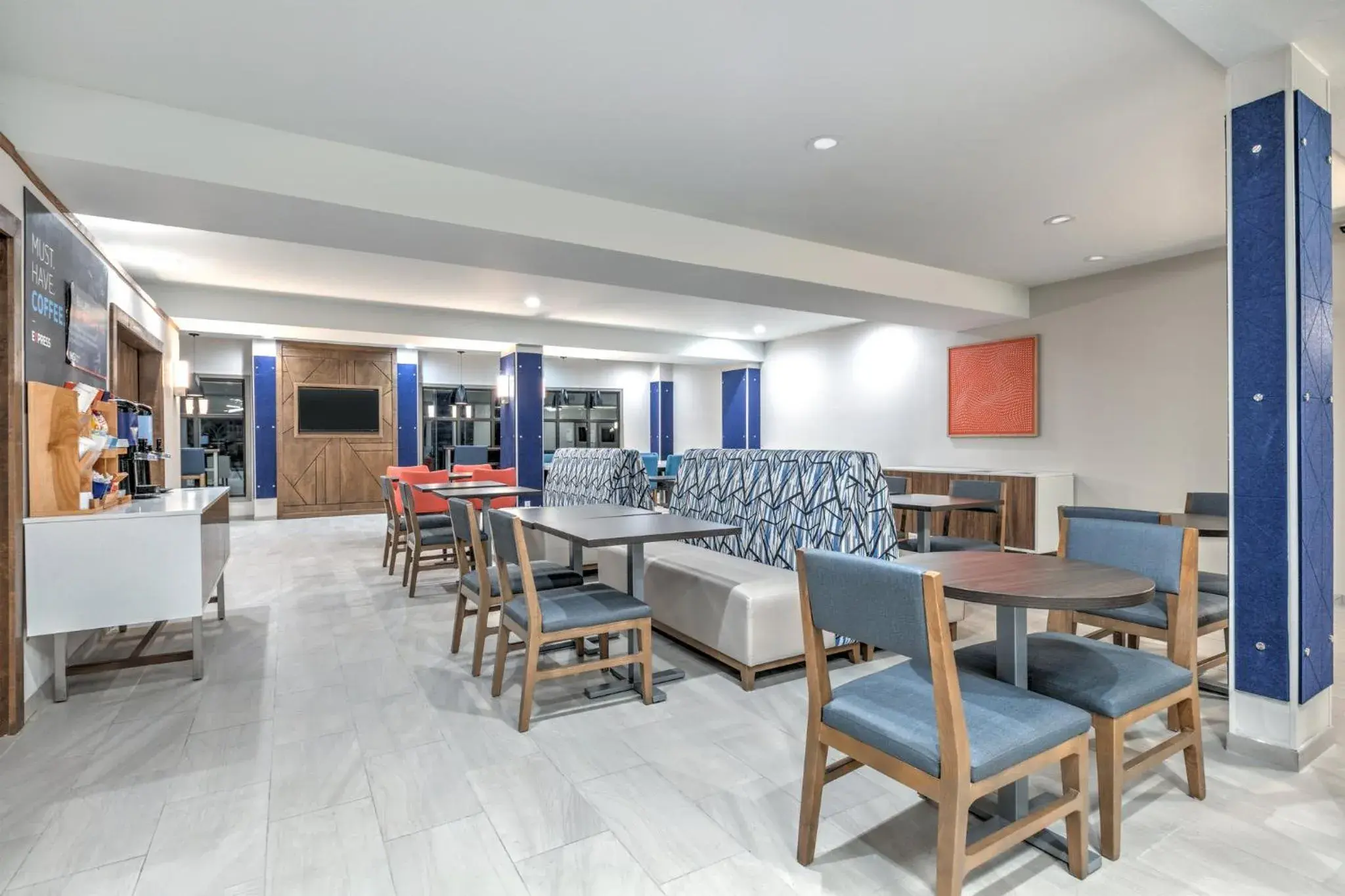 Restaurant/places to eat in Holiday Inn Express Hotel and Suites Valparaiso by IHG Restaurant/places to eat in Holiday Inn Express Hotel and Suites Valparaiso by IHG