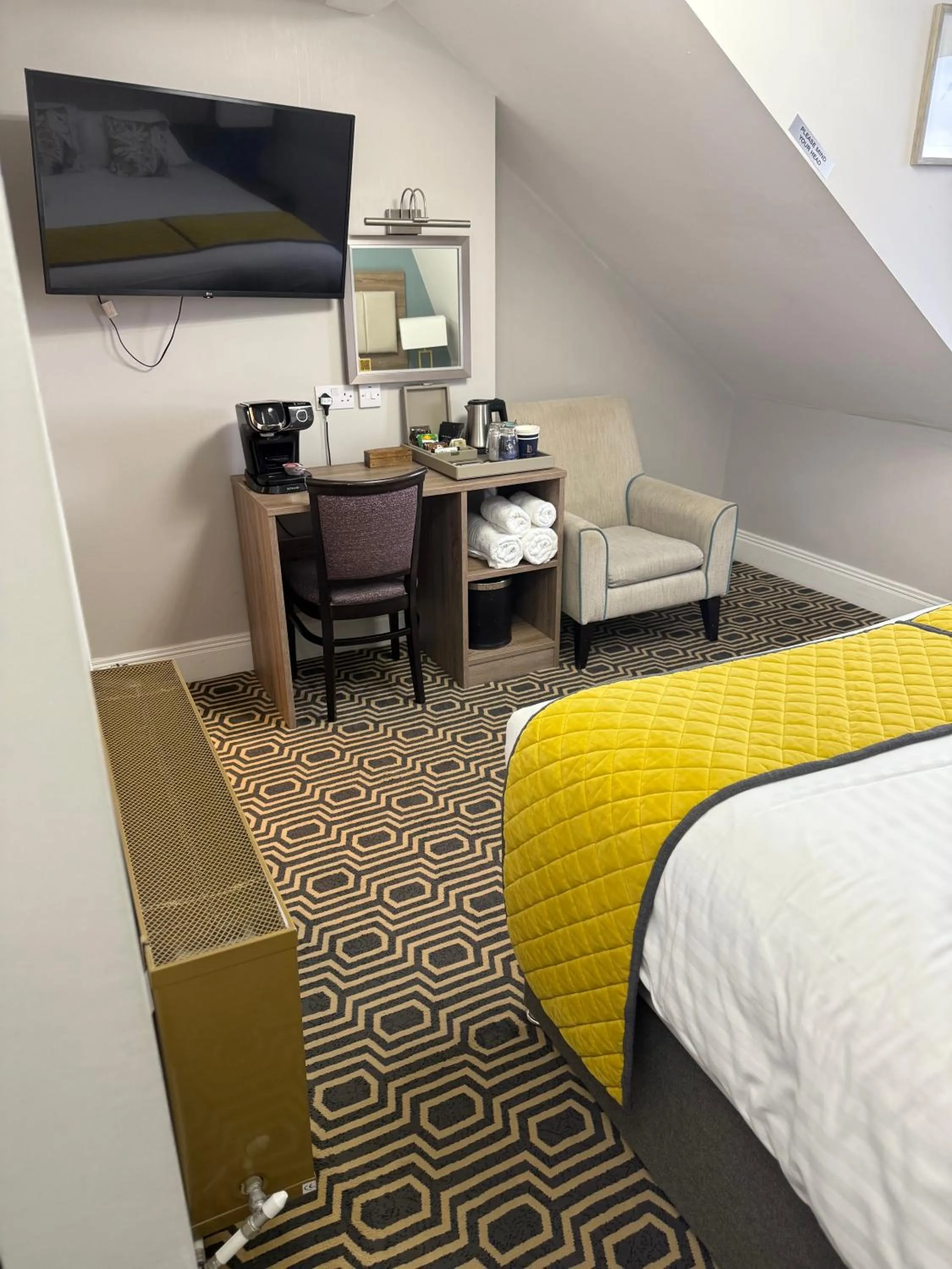 TV and multimedia, Bed in Llandudno Bay Hotel