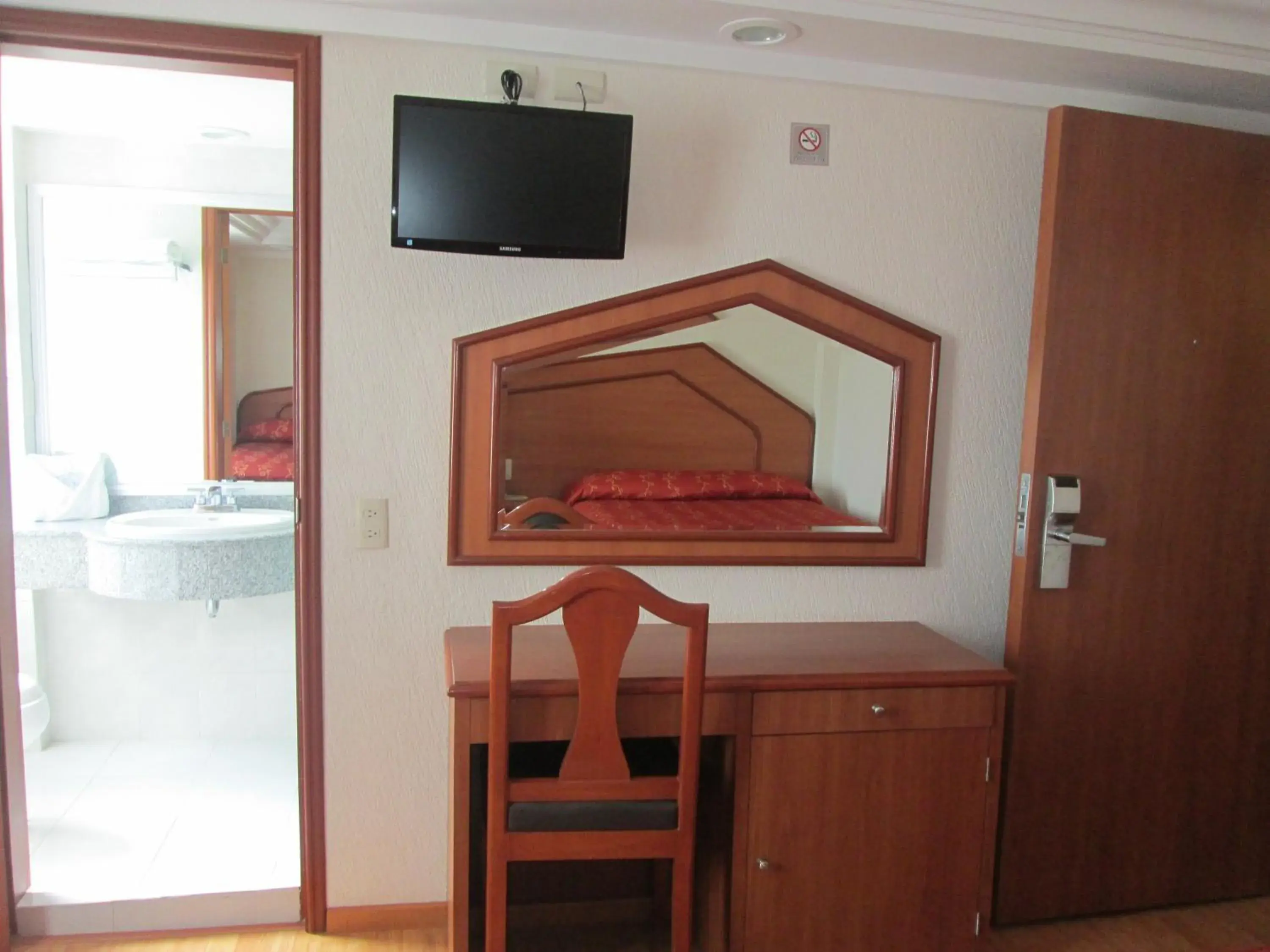 Bedroom, Bed in Hotel Premier Bedroom, Bed in Hotel Premier