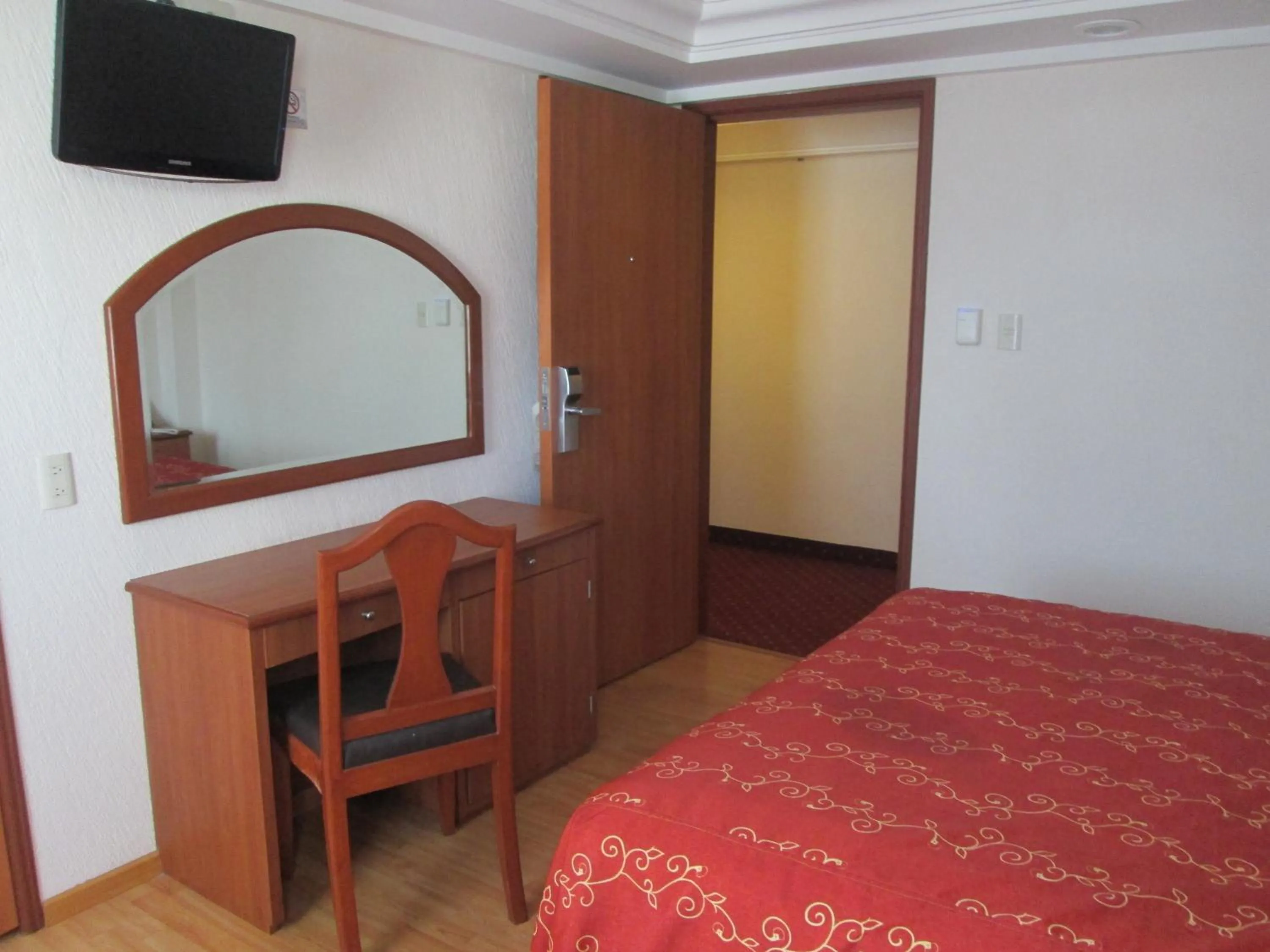 Bedroom, Bed in Hotel Premier