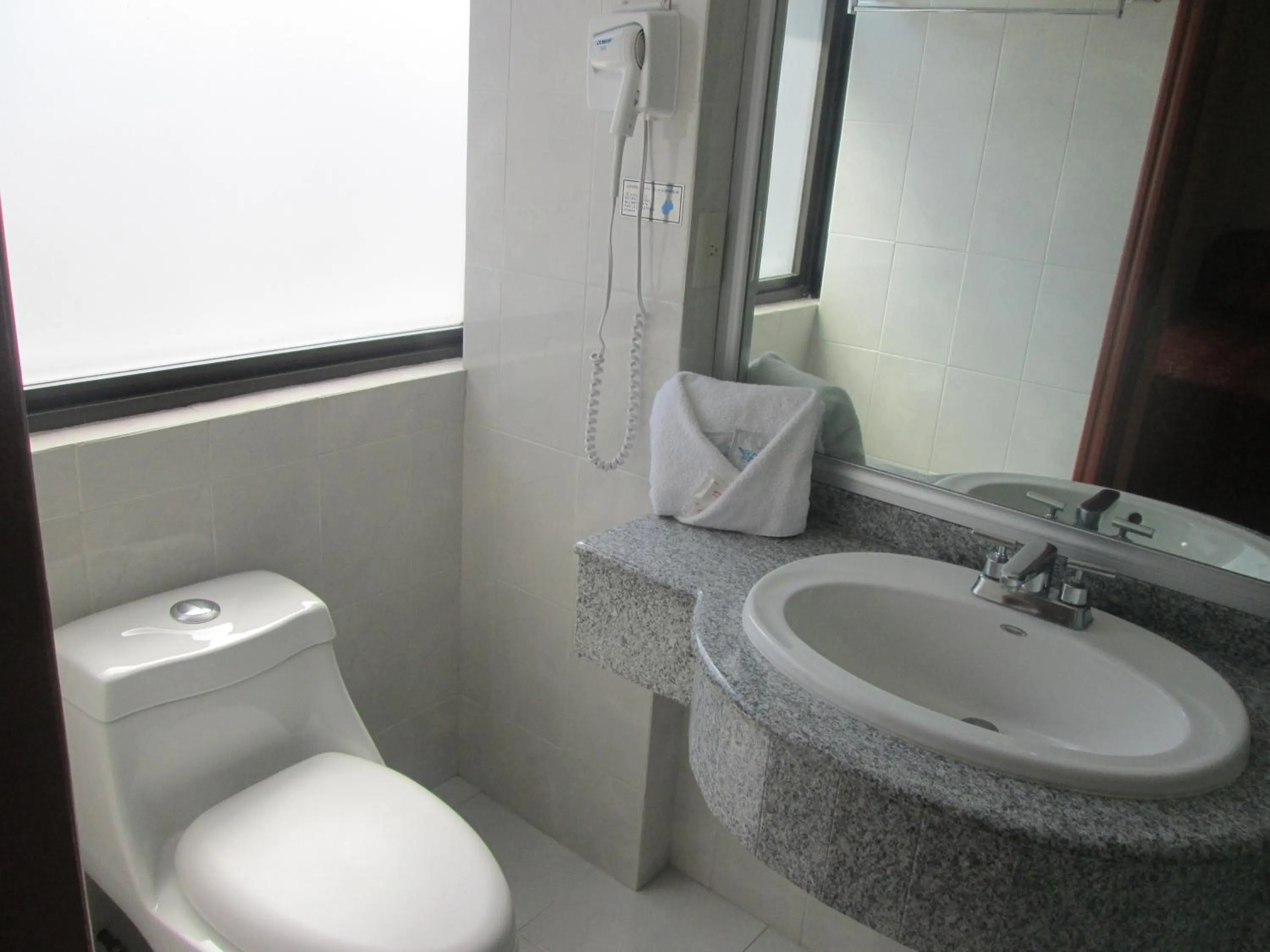 Bathroom in Hotel Premier