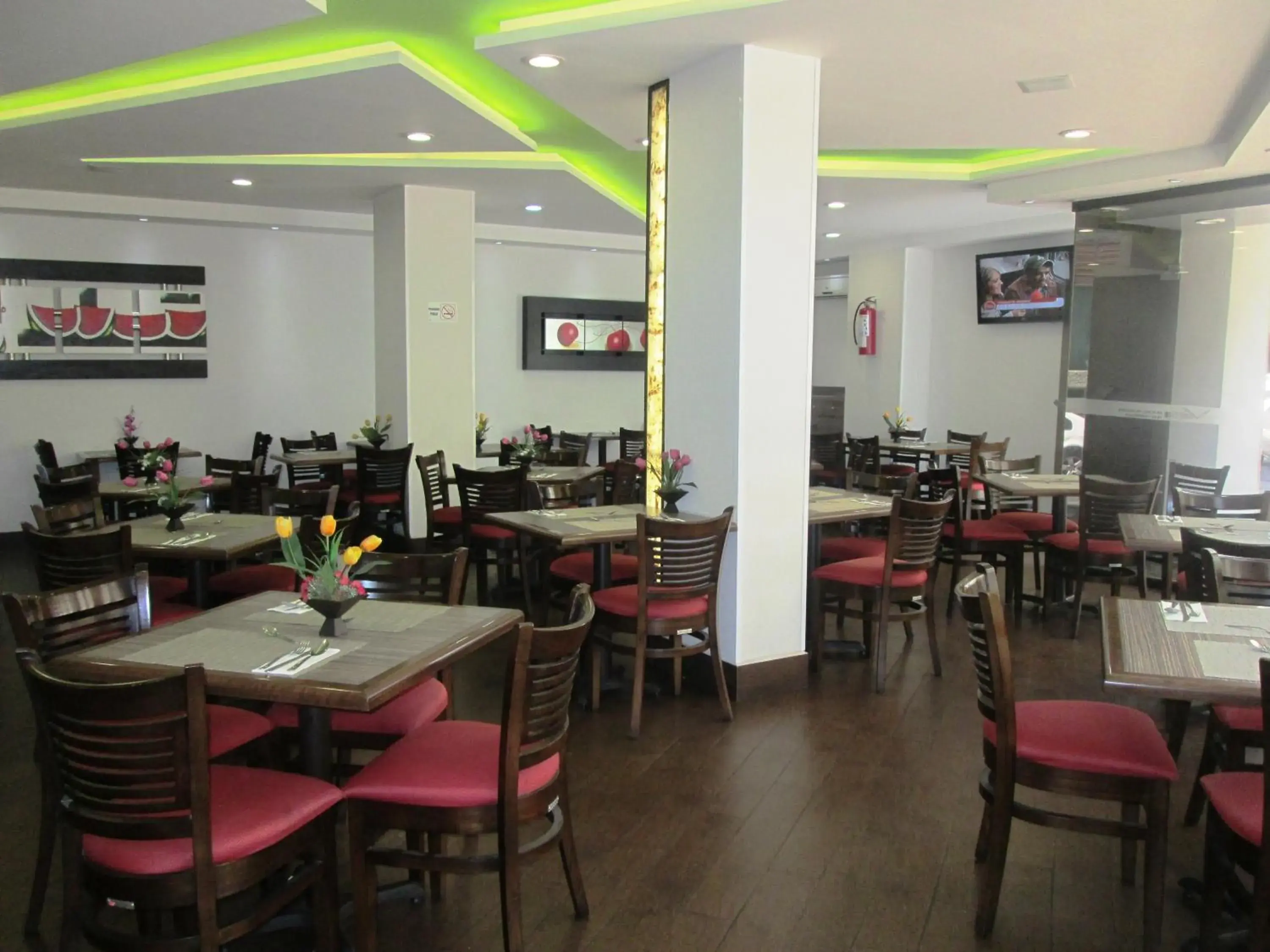 Restaurant/places to eat in Hotel Premier Restaurant/places to eat in Hotel Premier