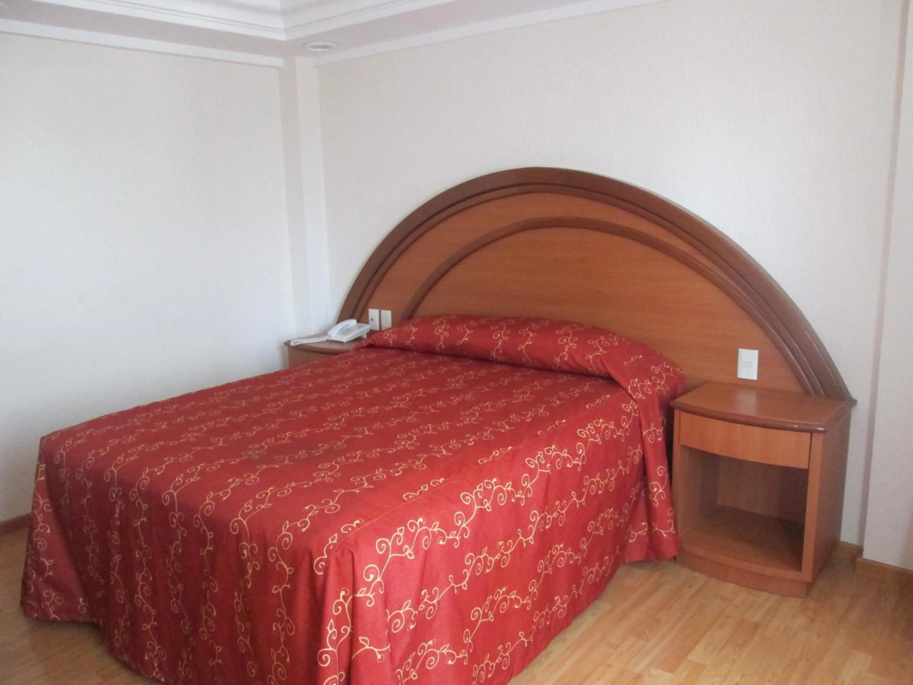 Bedroom, Bed in Hotel Premier