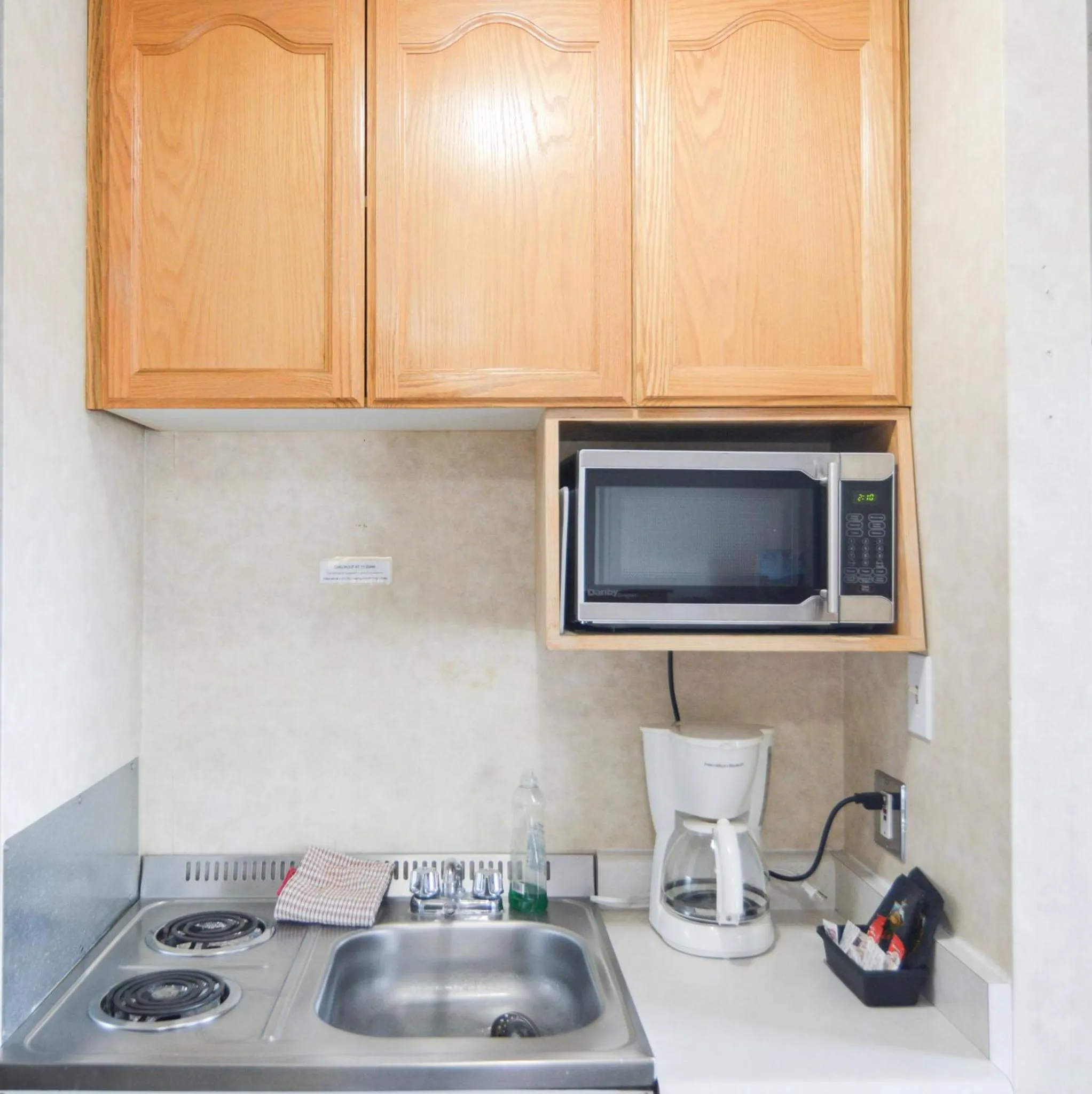 Kitchen or kitchenette in Shoreline Resort Condominiums