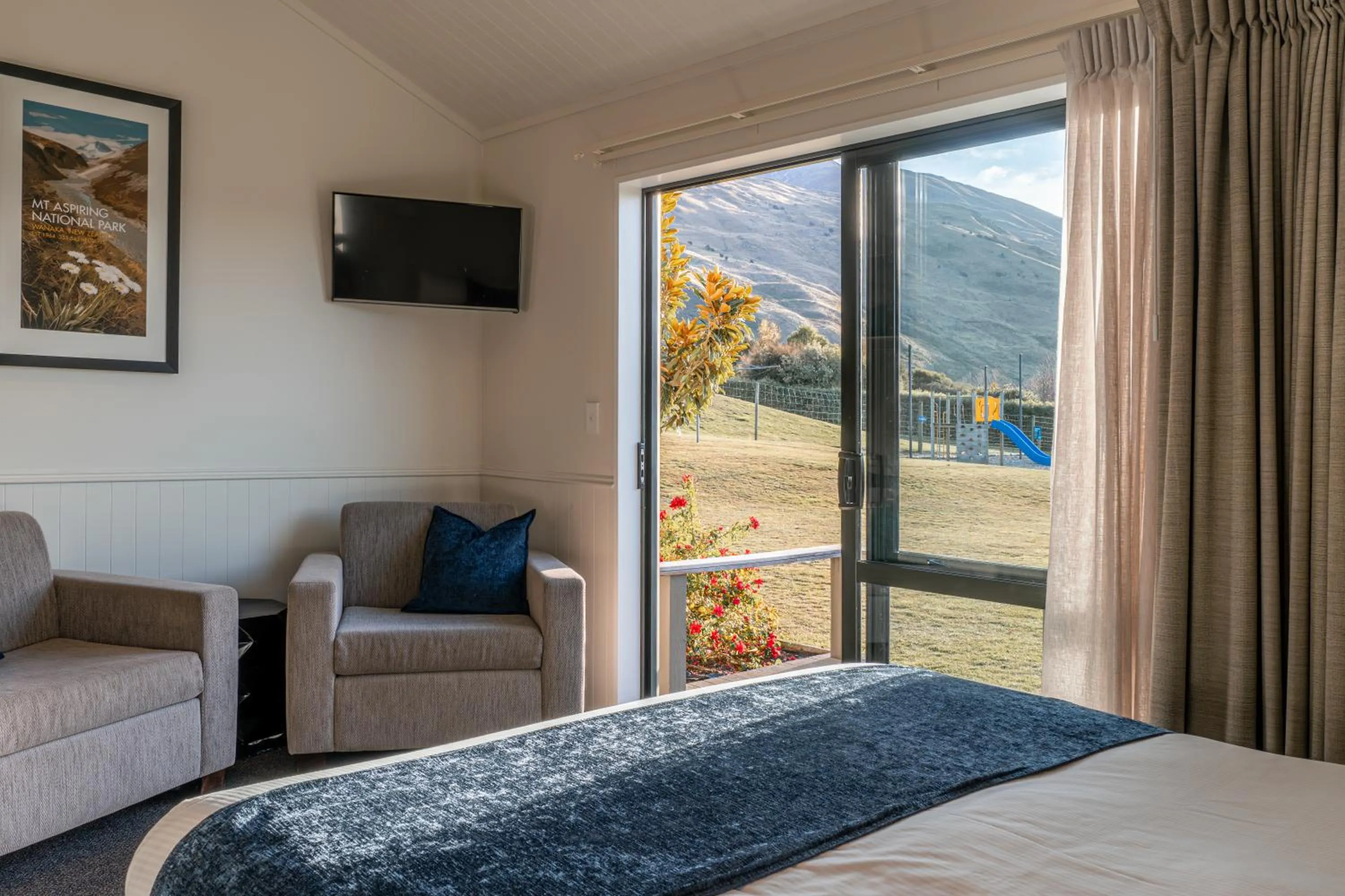 Bed in Wanaka Top 10 Holiday Park