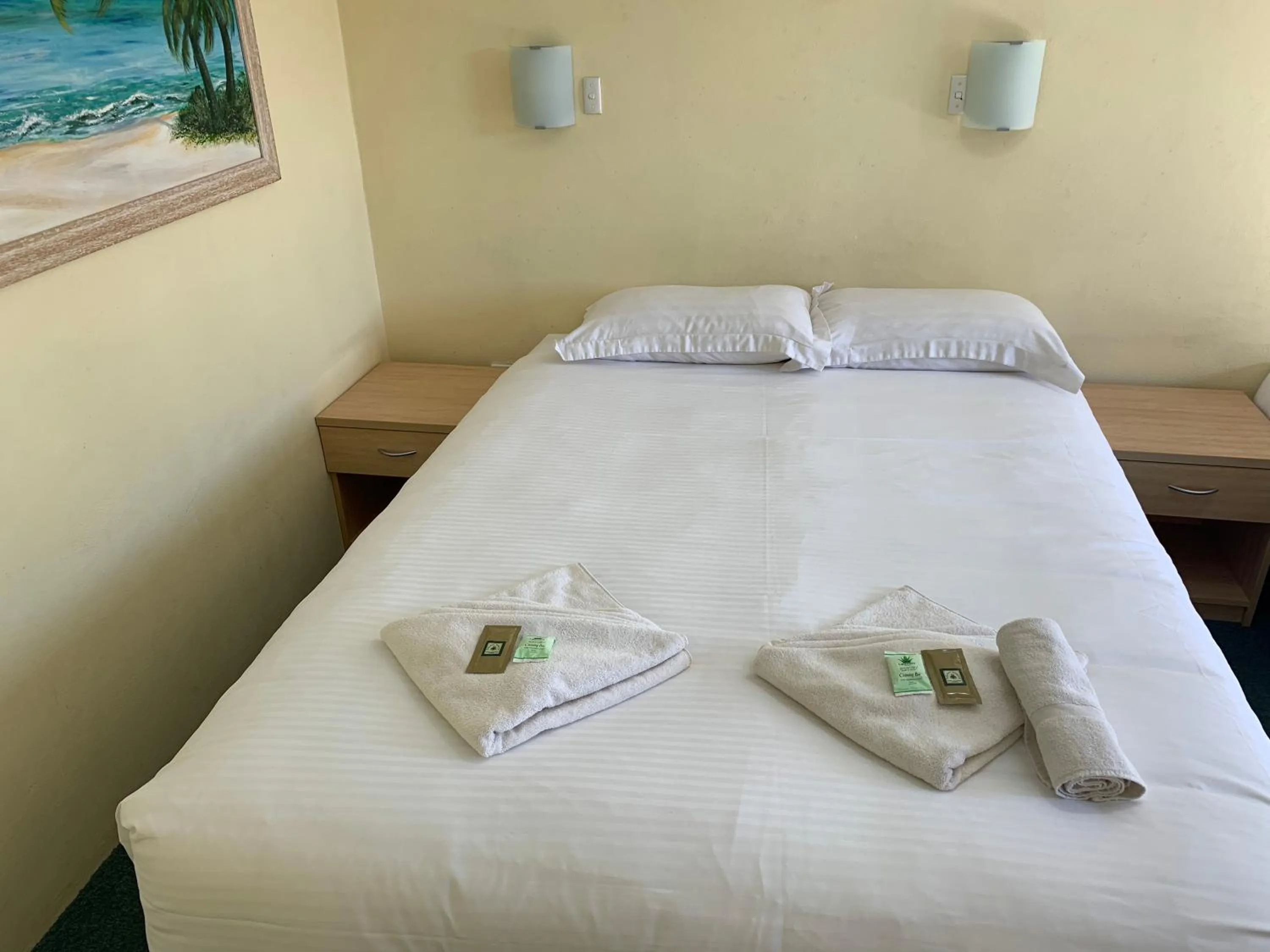 Bed in John Oxley Motel