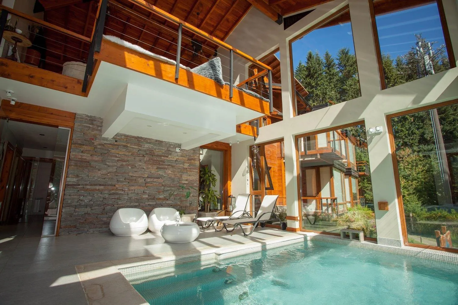 Swimming pool in Origen de la Bahia