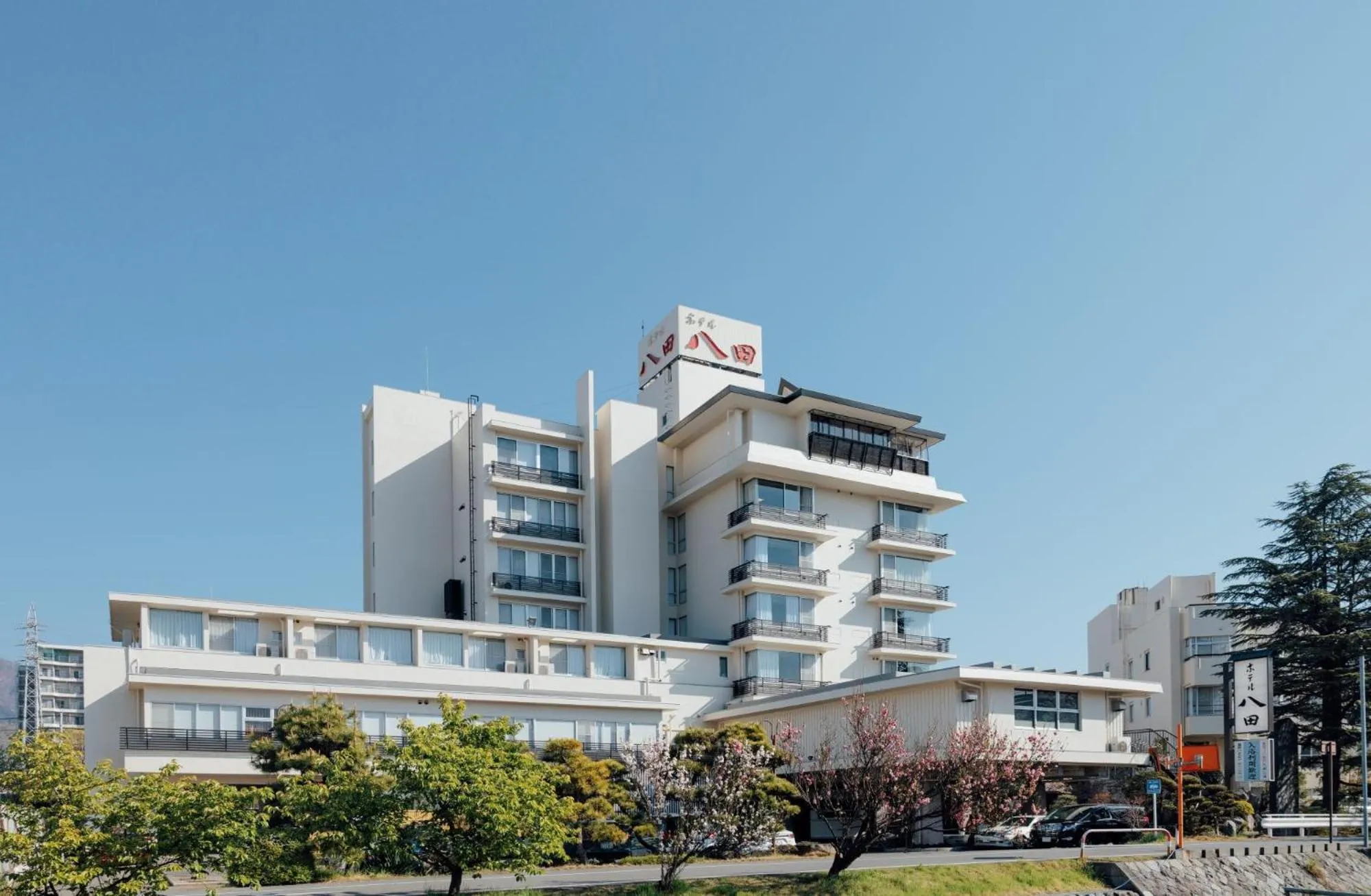 Property building in Hotel Hatta